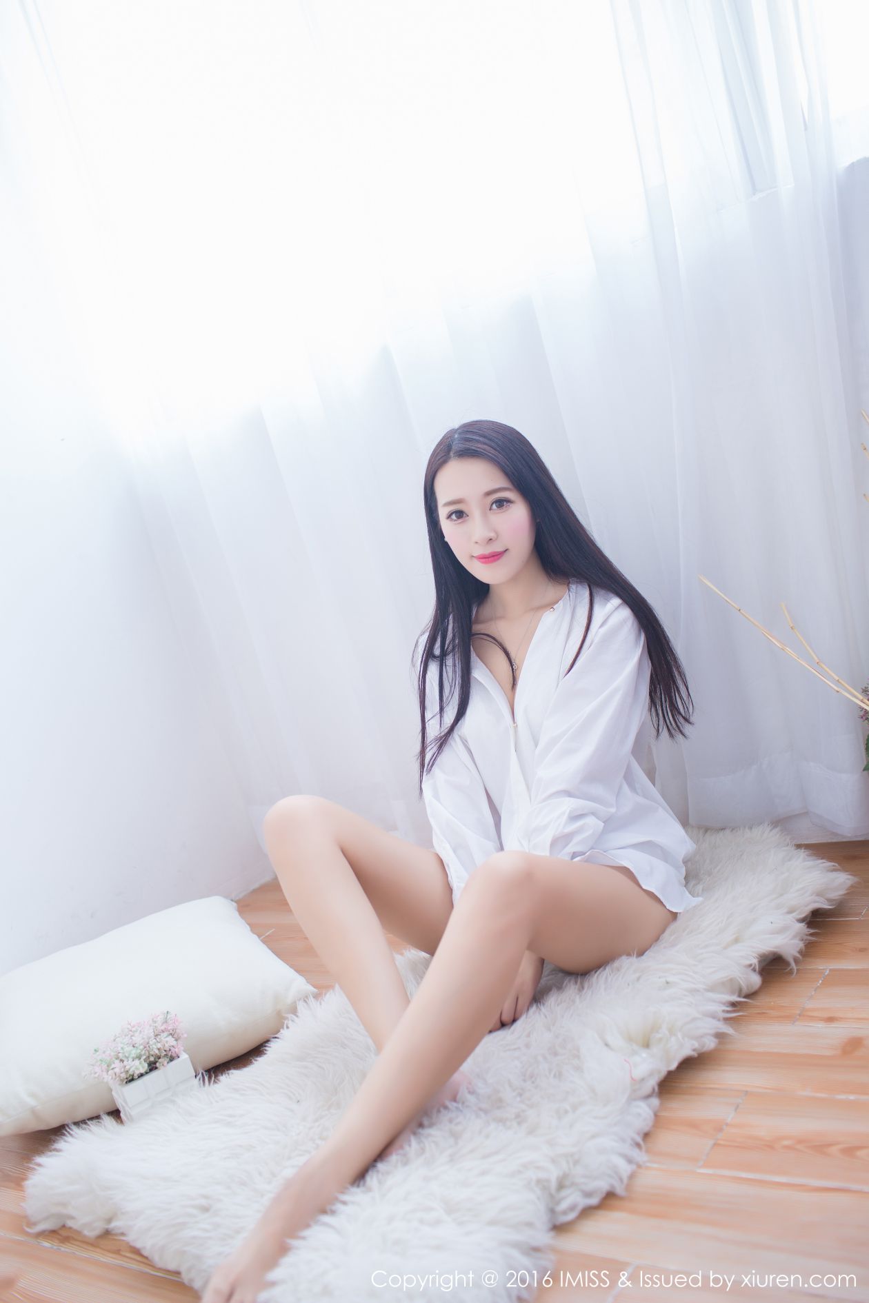 [IMISS爱蜜社] 2016.11.01 Vol.137 王曼妮好Q [45P-130MB]