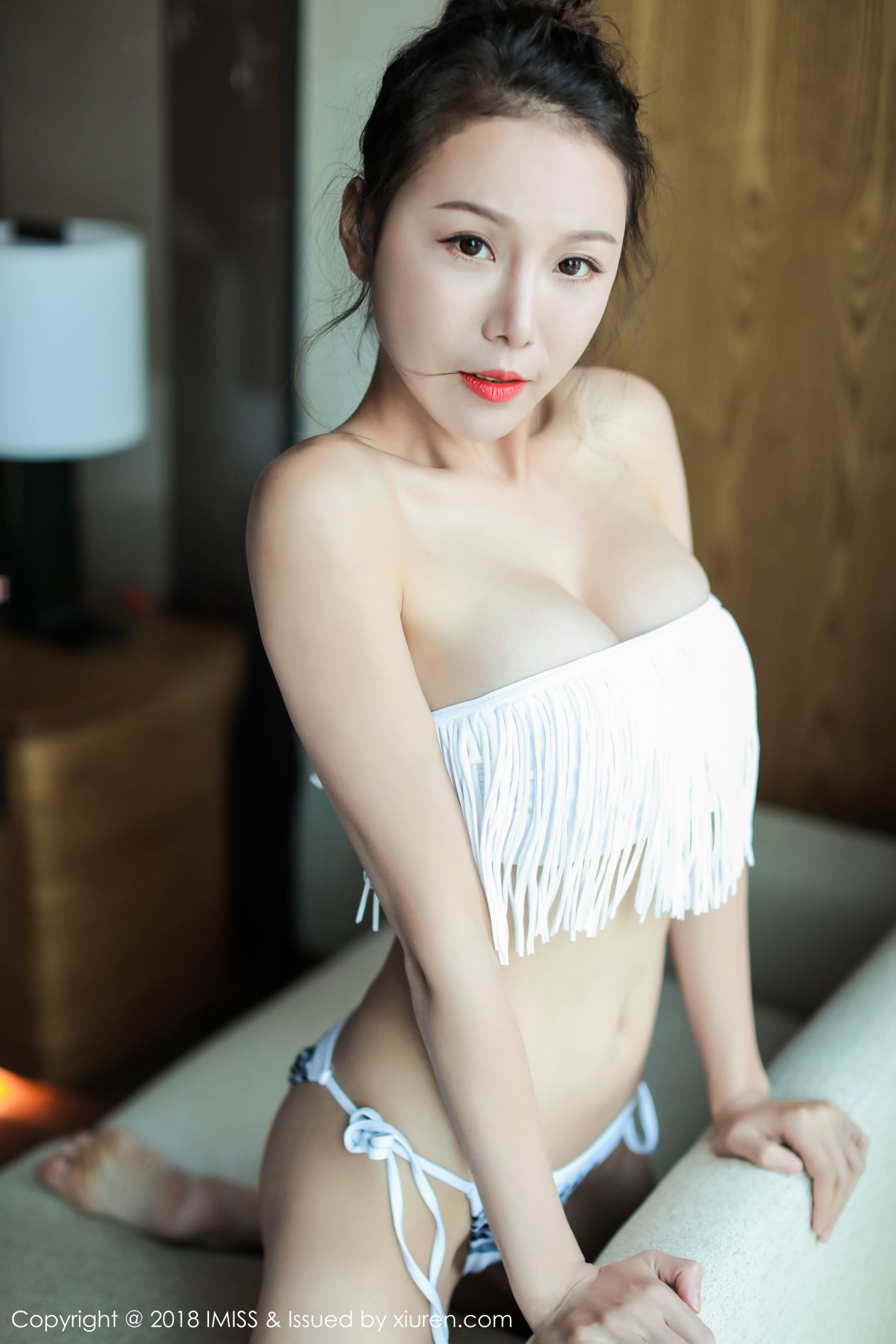 [IMISS爱蜜社] 2018.06.05 VOL.251 王沫儿SaSa [36P-70MB]