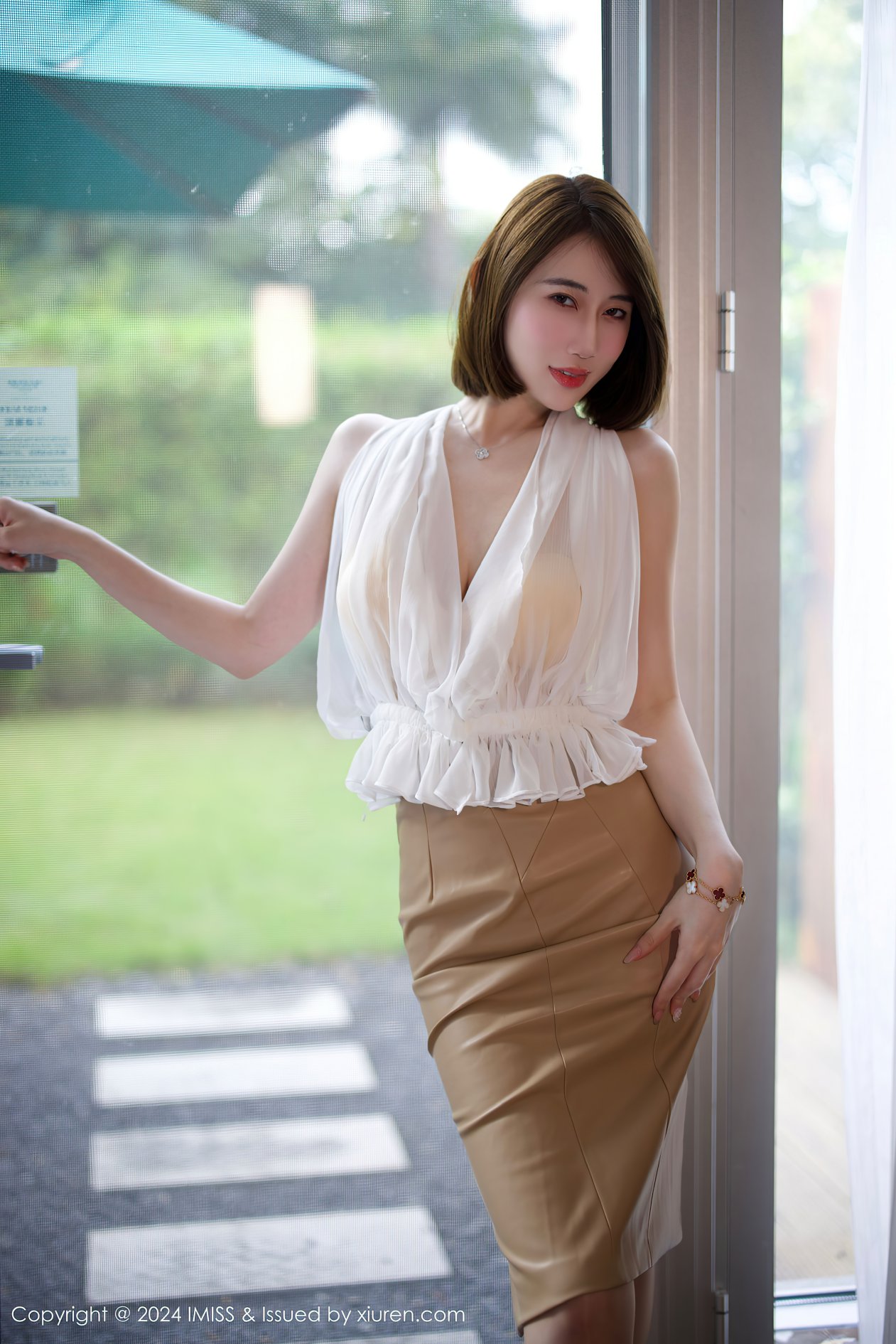 [IMISS爱蜜社] 2024.11.04 VOL.779 瑞妤 [46P-452MB]