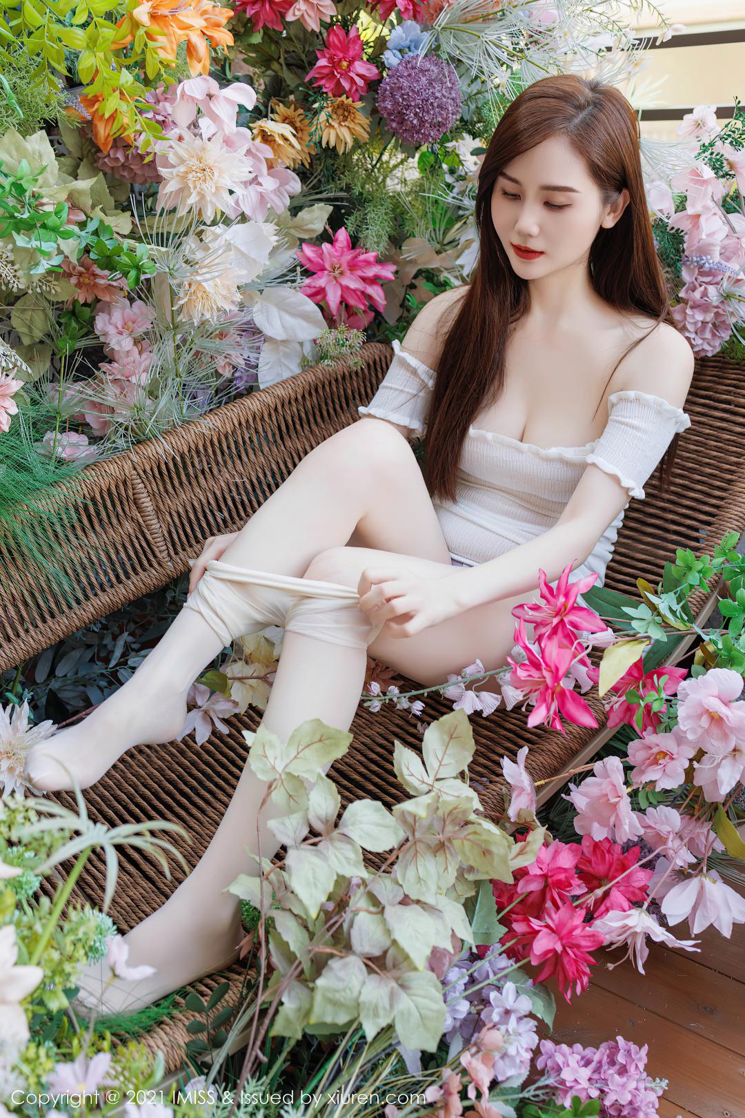 [IMISS爱蜜社] 2023.12.11 VOL.761 SISY思 [43P-669MB]