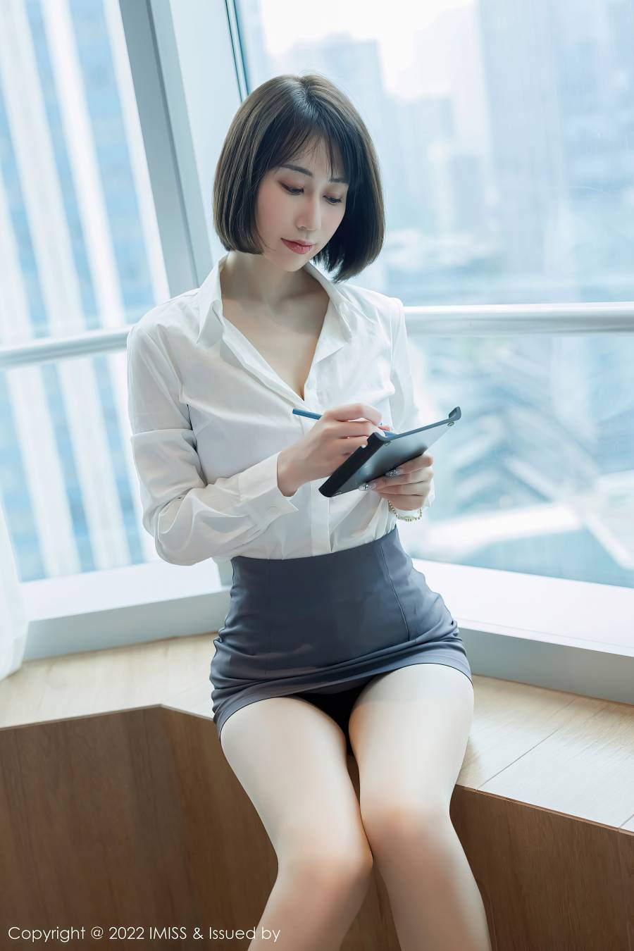 [IMiss爱蜜社] 2022.12.12 VOL.709 瑞妤 [68P-560MB]