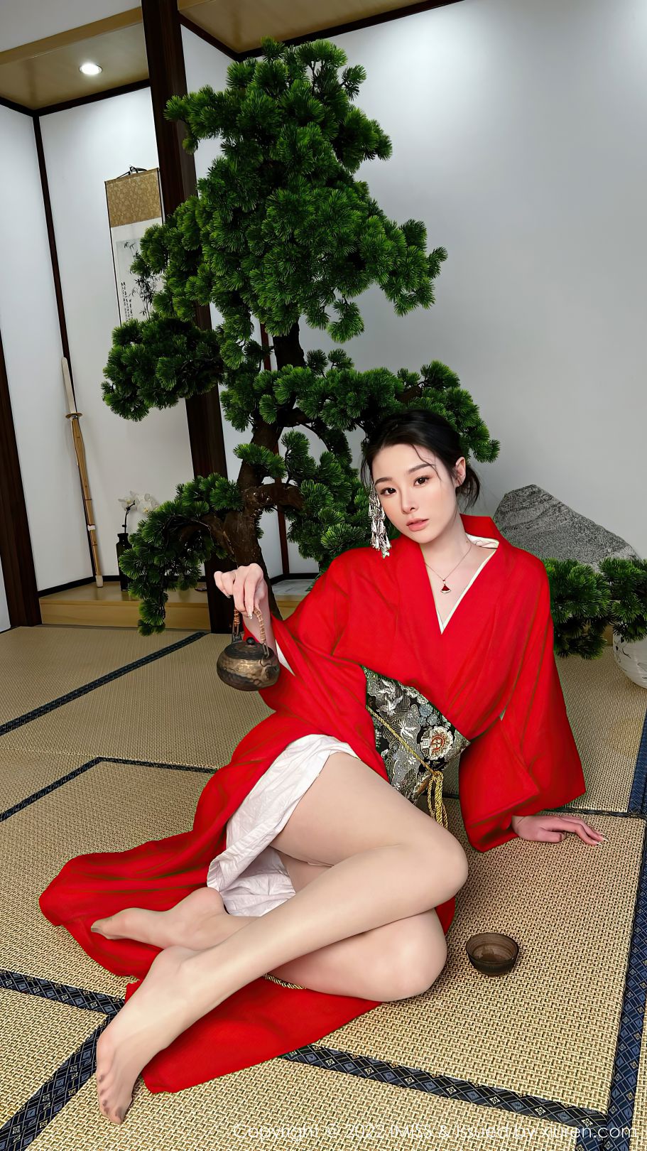 [IMiss爱蜜社] 2022.03.08 VOL.669 逗逗doudou [30P-416MB]