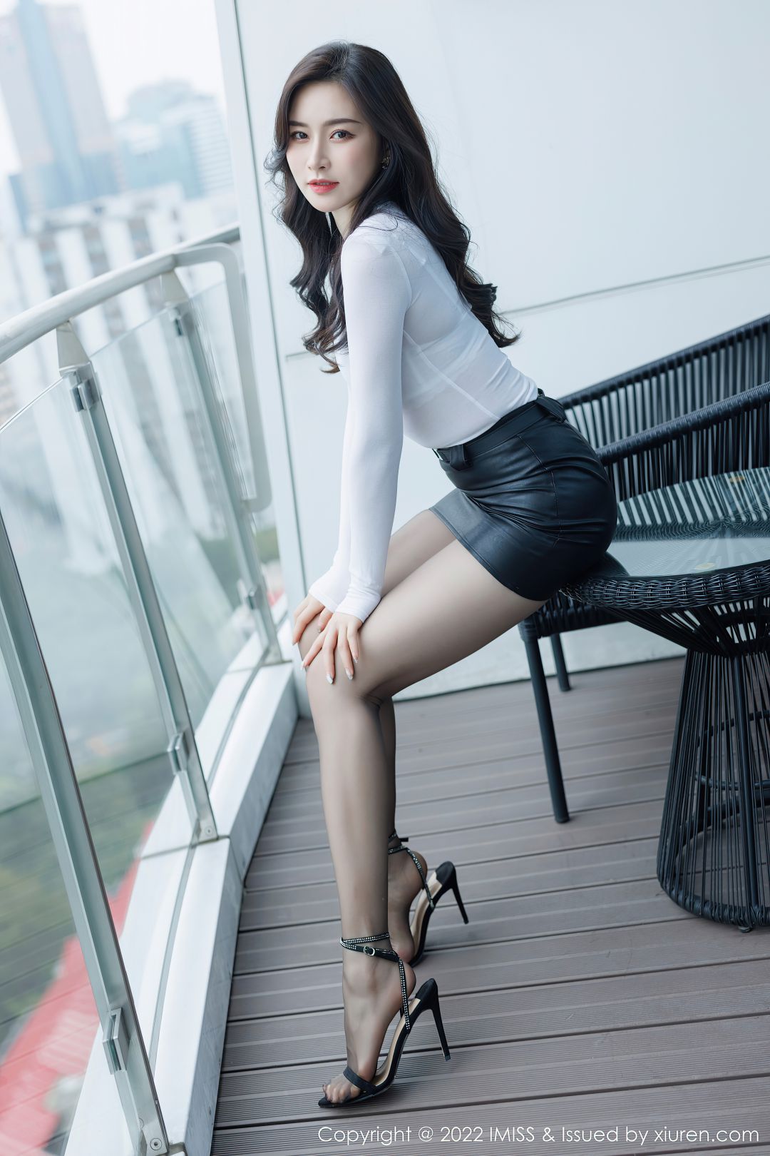 [IMiss爱蜜社] 2022.03.01 VOL.668 Vanessa [64P-587MB]