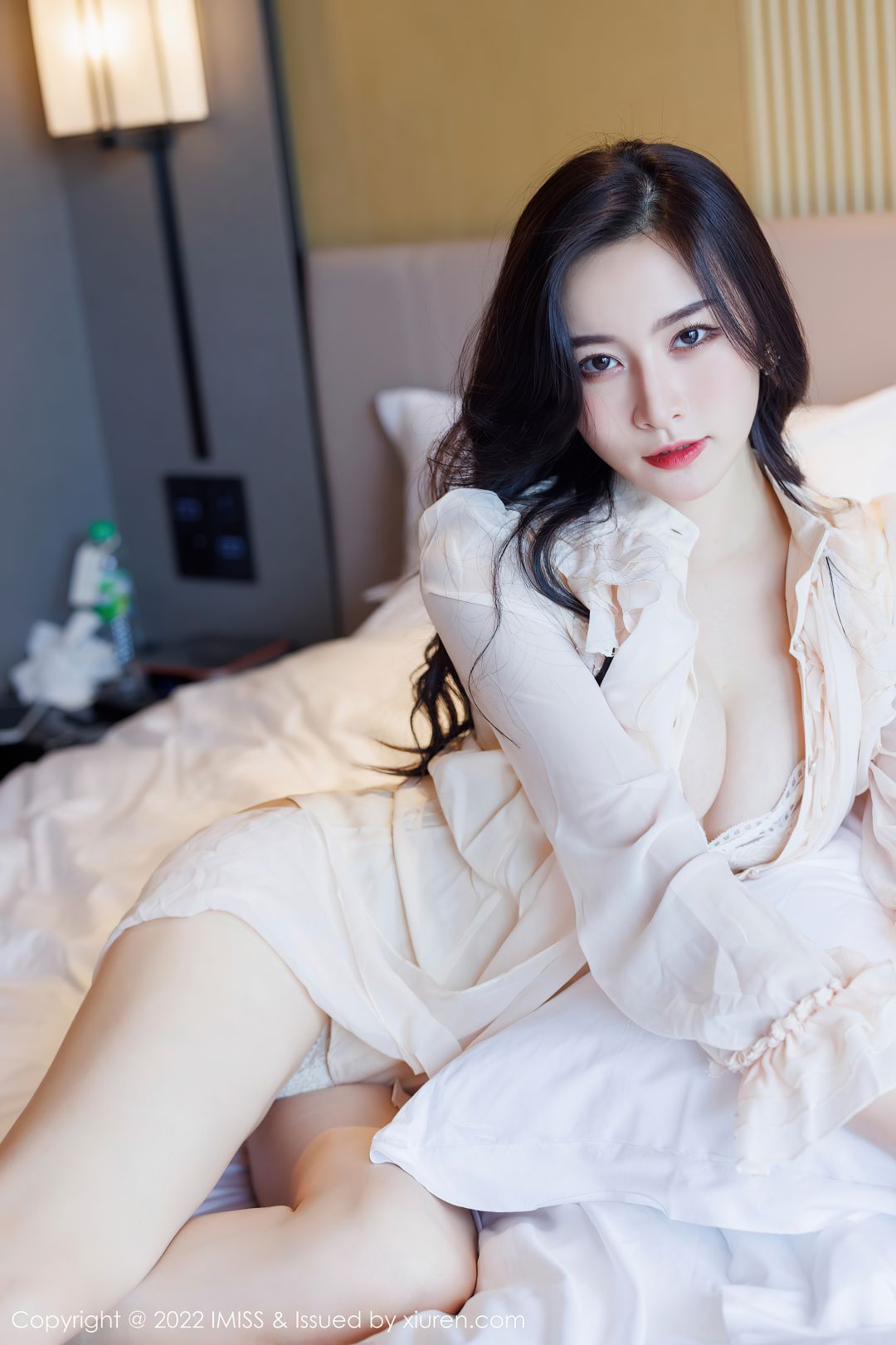 [IMiss爱蜜社] 2022.02.14 VOL.664 Vanessa [71P-611MB]