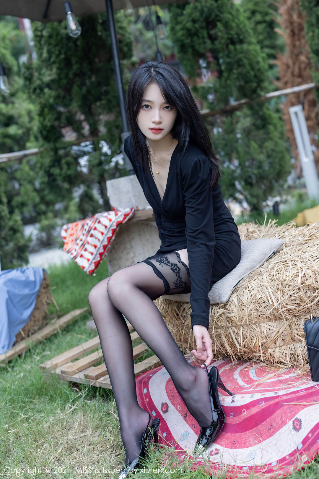 [IMiss爱蜜社] 2021.11.17 VOL.643 Lynn刘奕宁 模特合集 [44P-533MB]