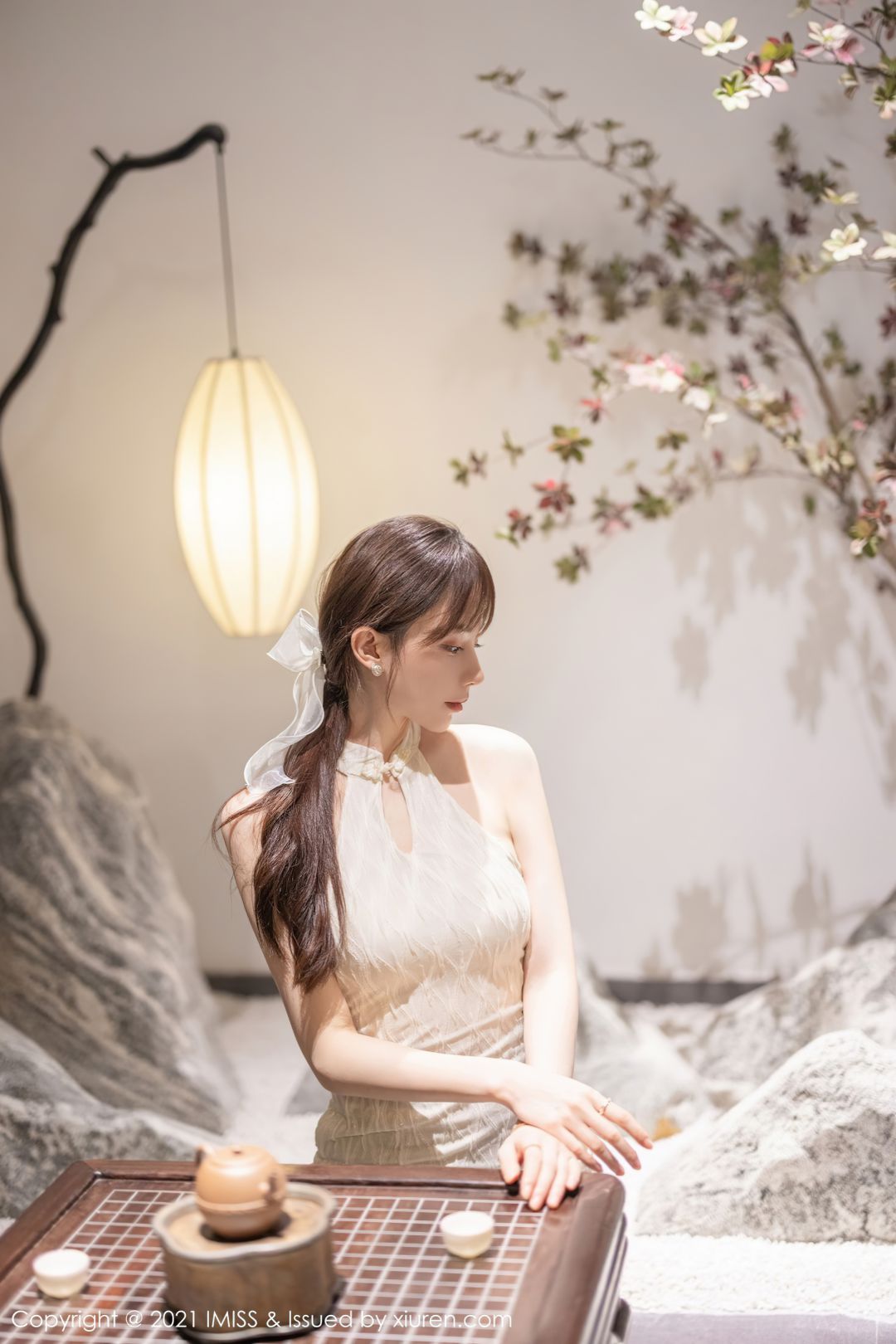 [IMiss爱蜜社] 2021.10.09 VOL.636 Lynn刘奕宁 [25P-216MB]