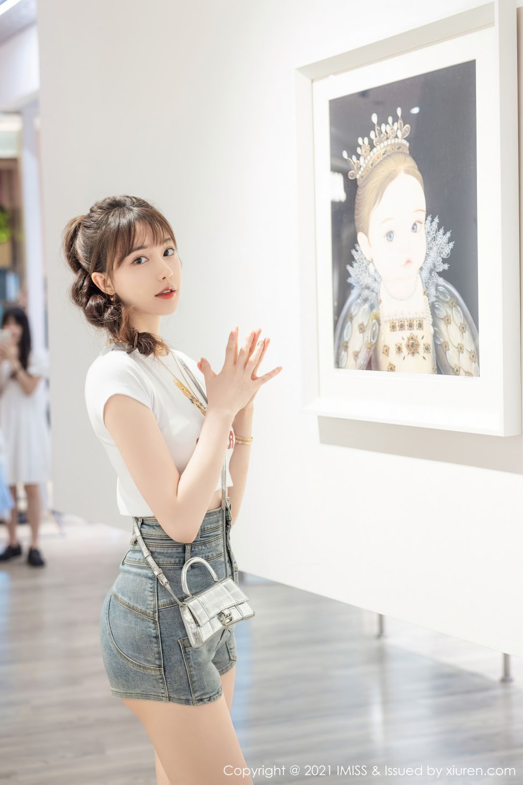 [IMiss爱蜜社] 2021.10.09 VOL.636 Lynn刘奕宁 [25P-216MB]