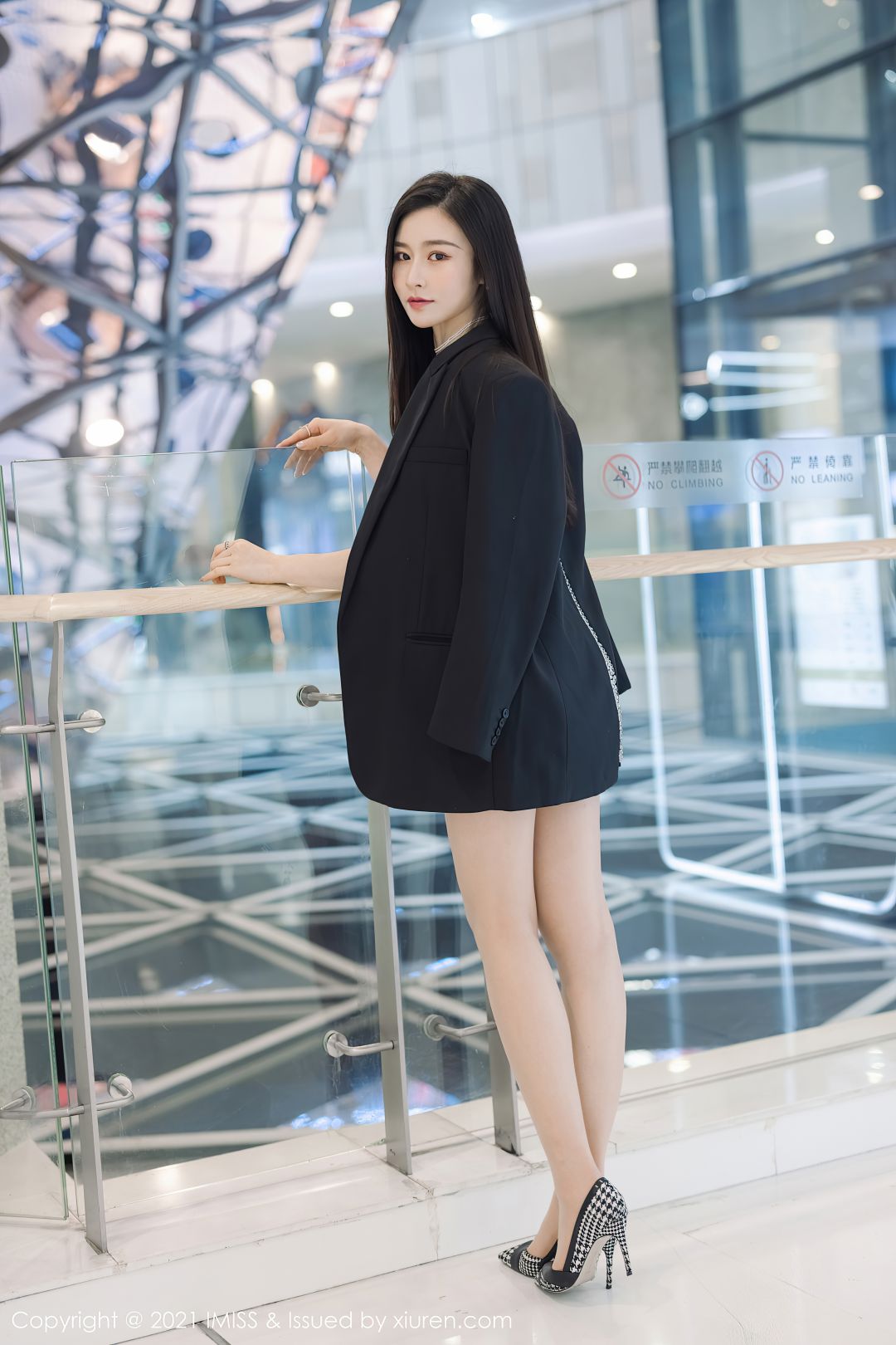 [IMISS爱蜜社] 2021.03.26 VOL.569 Vanessa [60P-527MB]