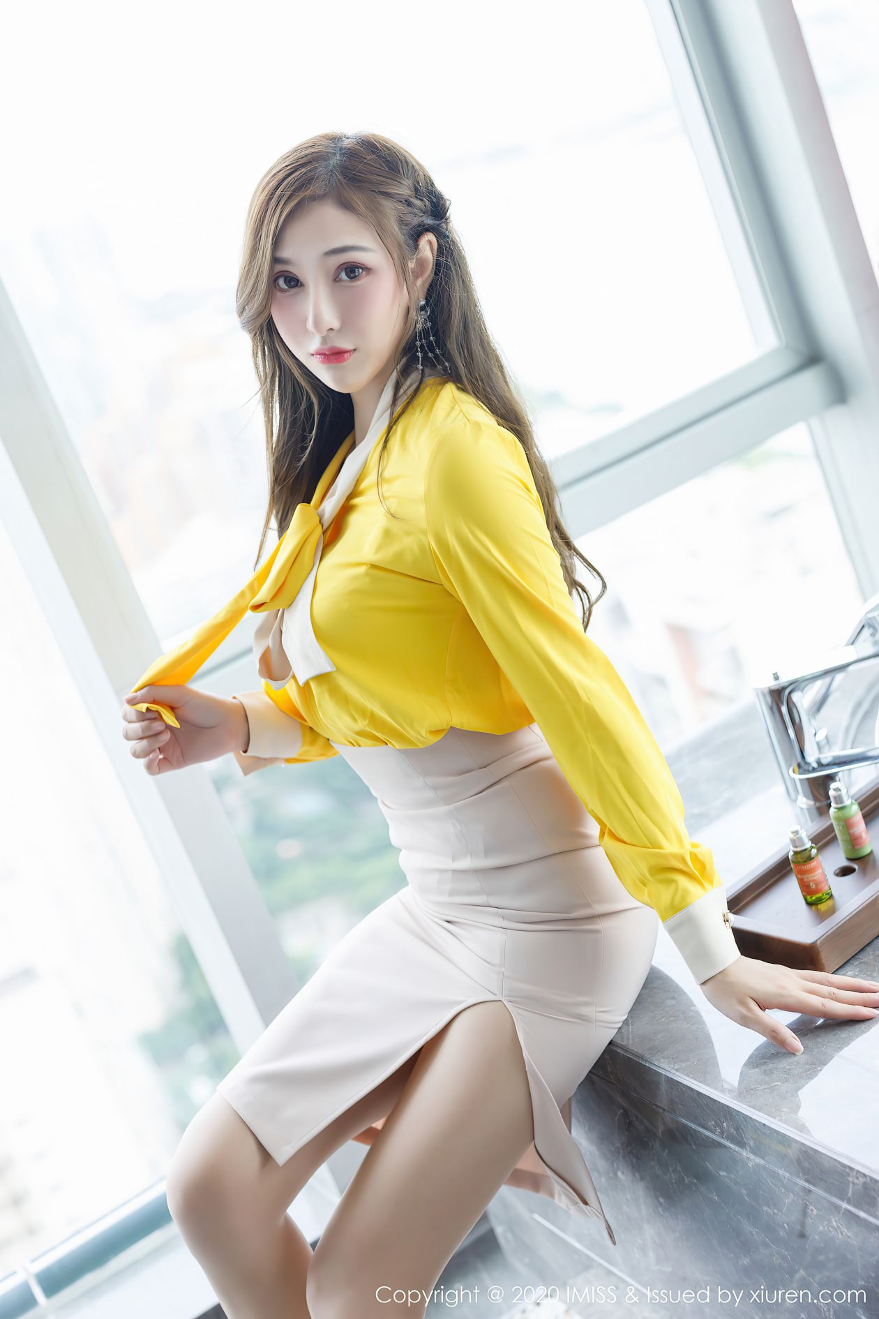 [IMISS爱蜜社] 2020.08.17 VOL.494 Lavinia肉肉 [53P-501MB]