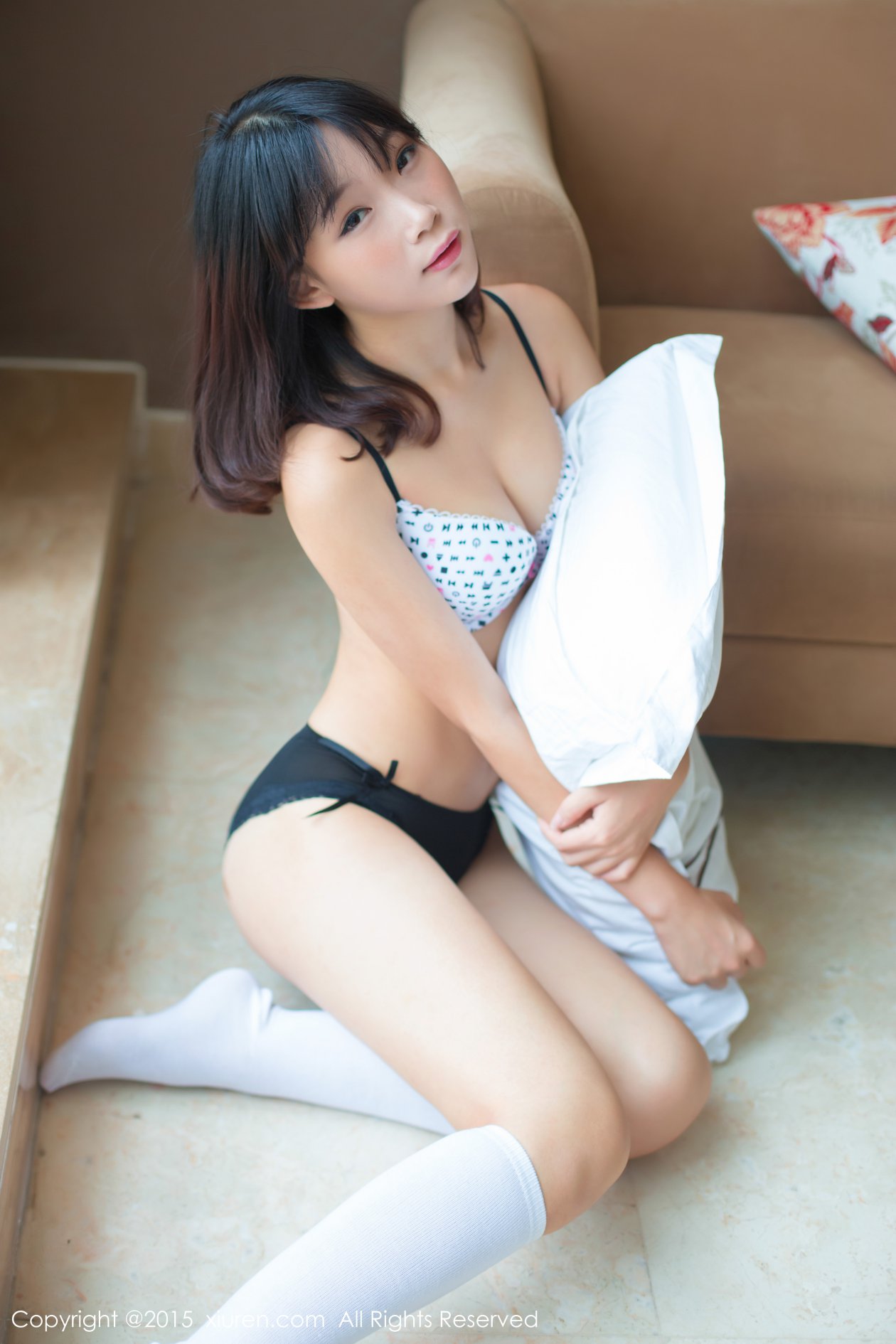 [XIUREN秀人网] 2015.10.27 NO.410 颖仪baby [47P-110MB]