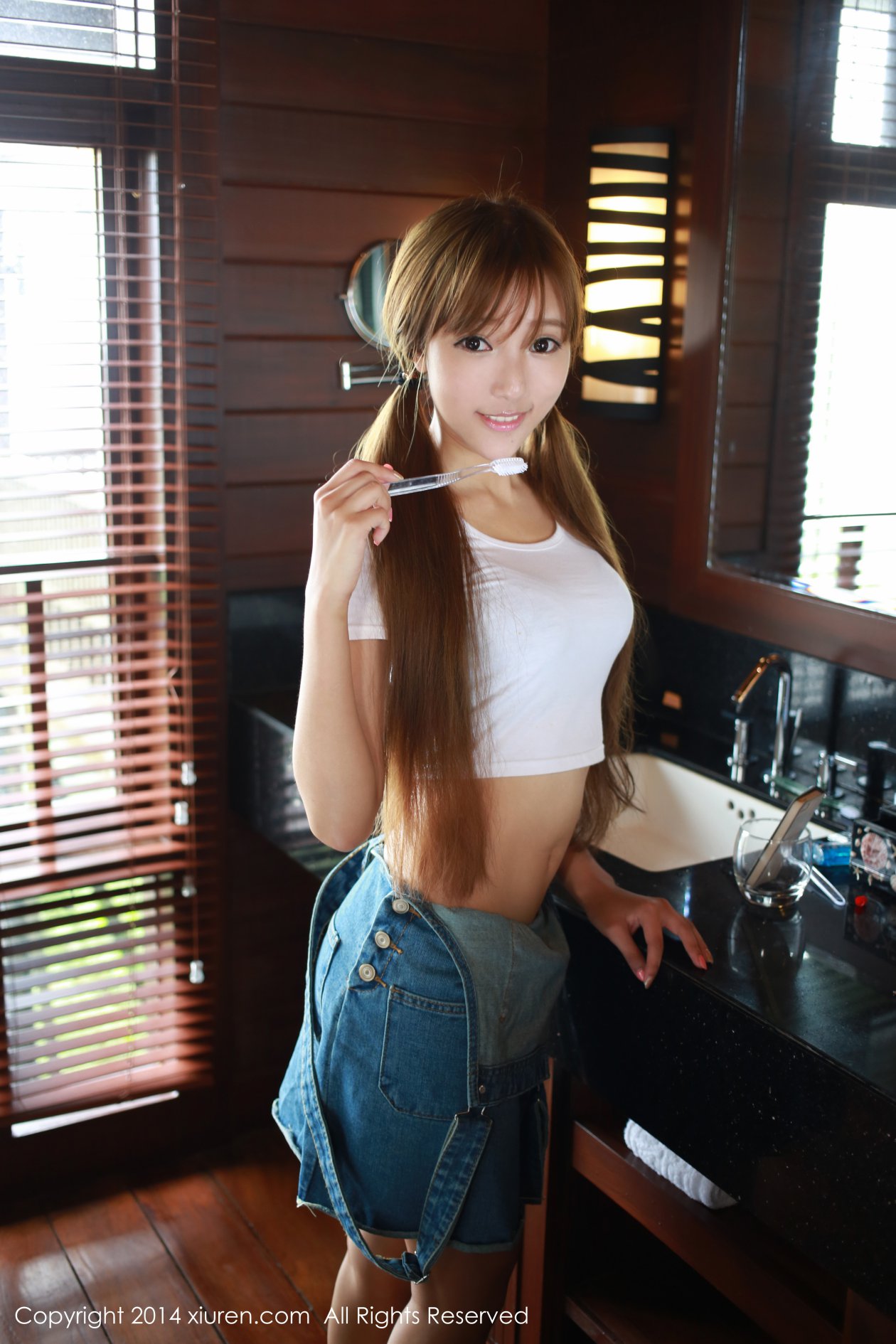 [XIUREN秀人网] 2014.06.02 NO.149 王馨瑶Yanni [50P-176MB]
