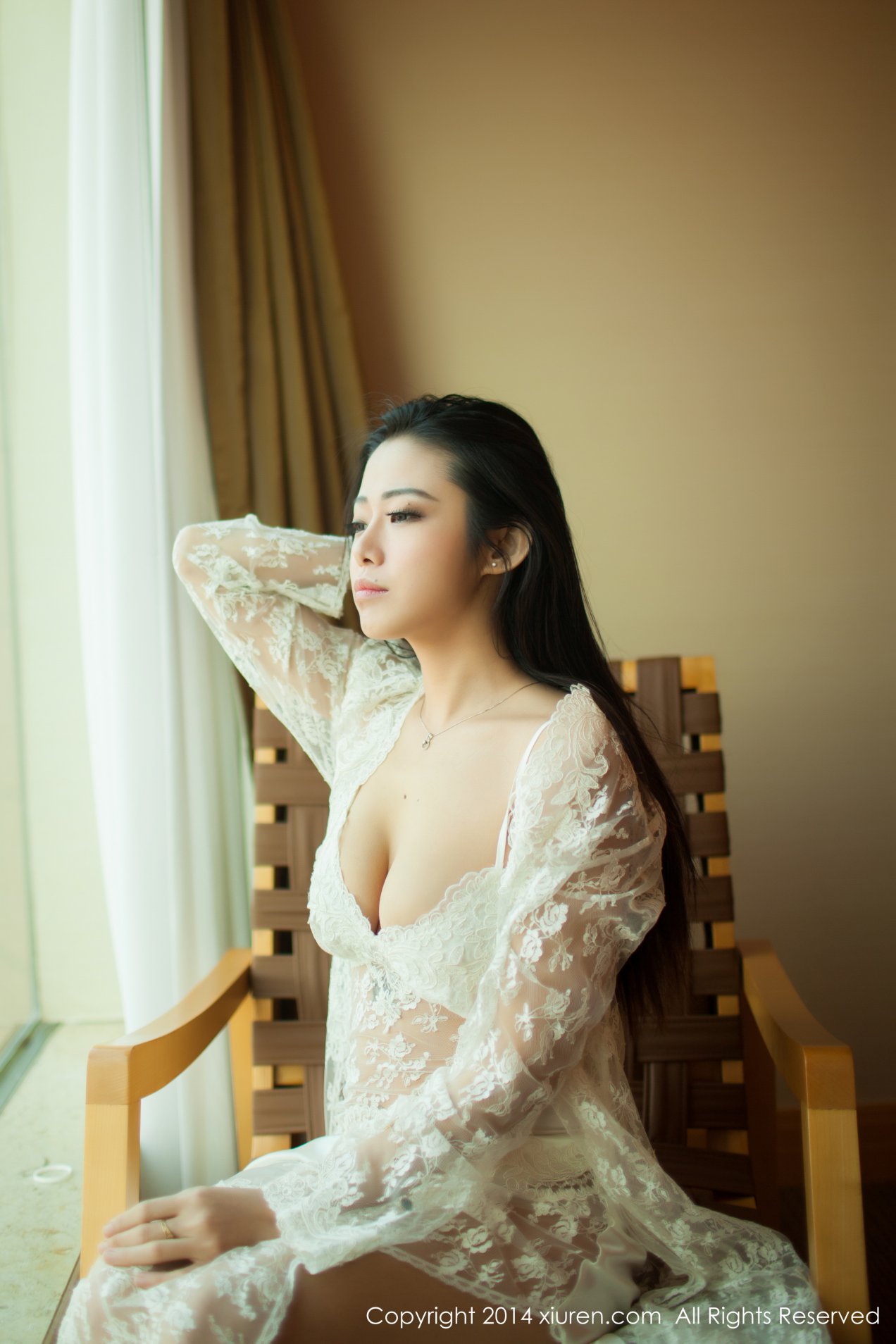 [XIUREN秀人网] 2014.06.20 NO.161 luvian本能 [50P-128MB]