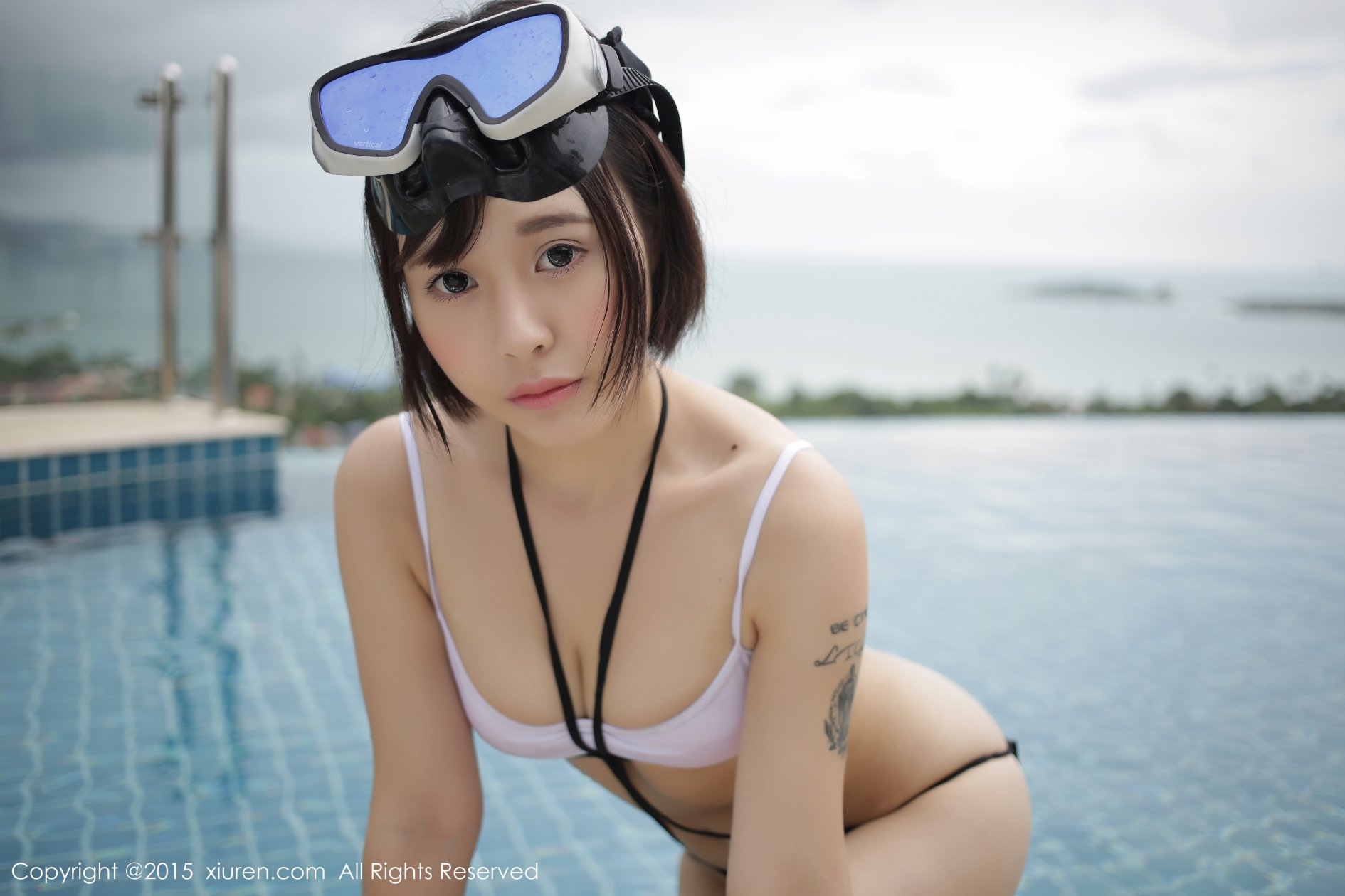 [XIUREN秀人网] 2015.12.10 NO.434 Evelyn艾莉 [53P-133MB]