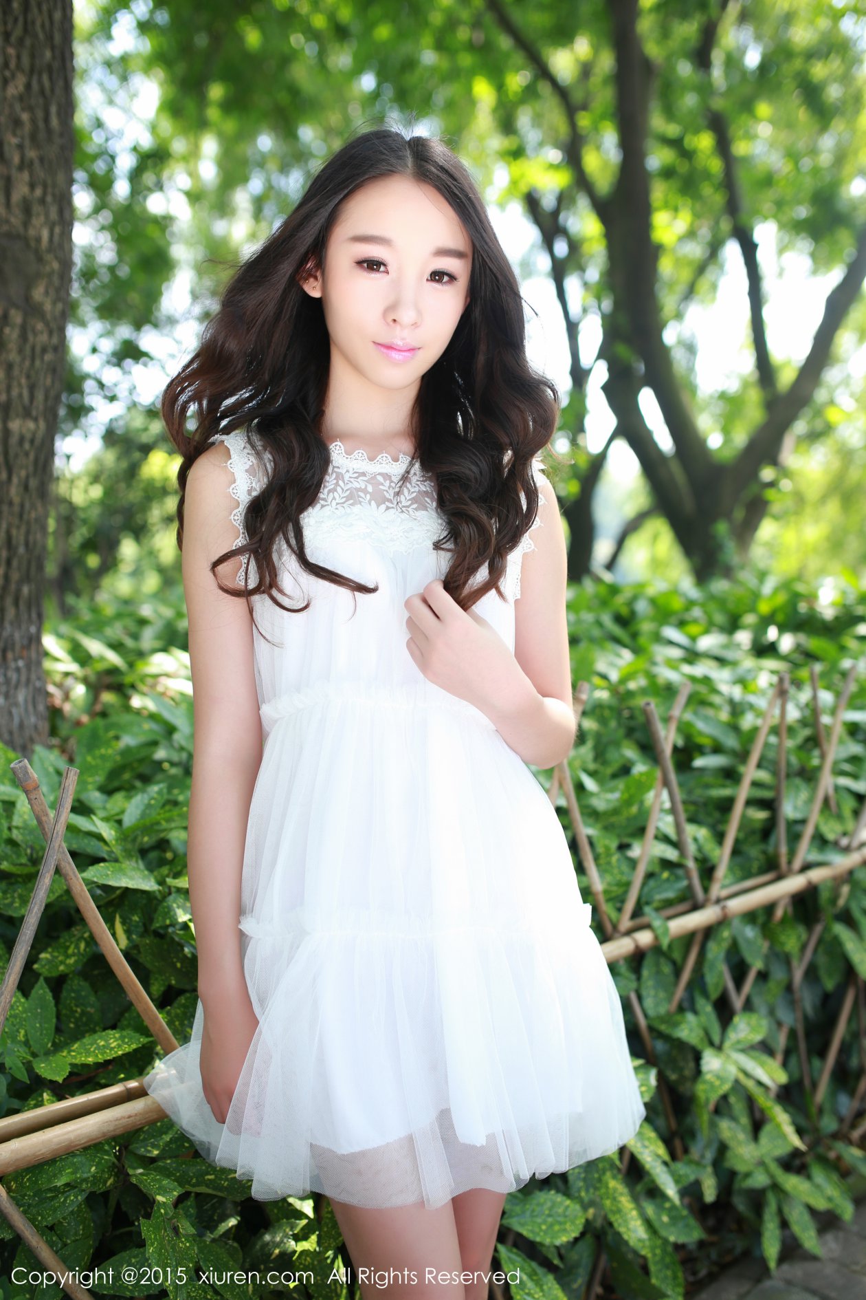 [XIUREN秀人网] 2015.08.05 NO.371 梓萱Crystal [45P-194MB]