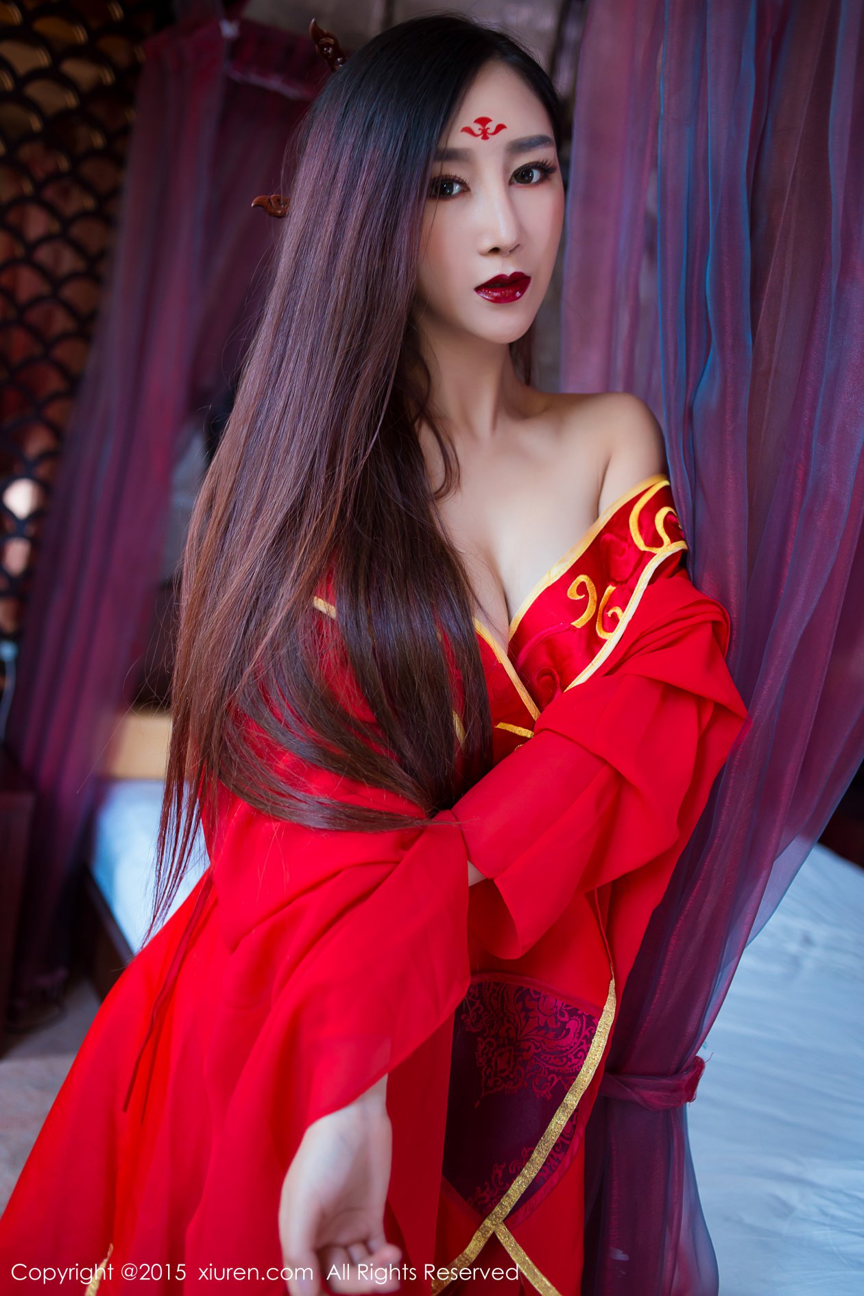 [XIUREN秀人网] 2015.08.20 NO.382 鄒晶晶 [58P-349MB]