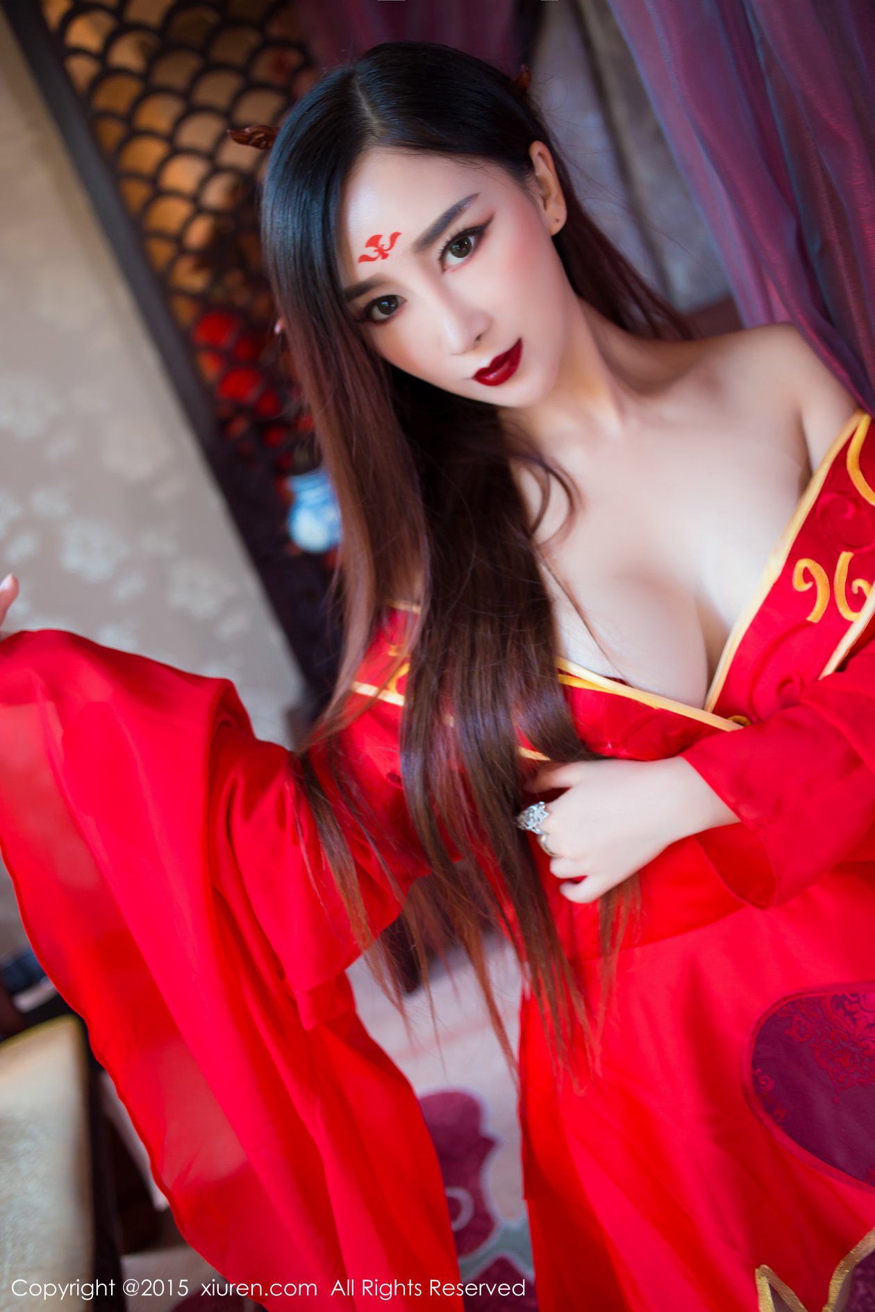 [XIUREN秀人网] 2015.08.20 NO.382 鄒晶晶 [58P-349MB]