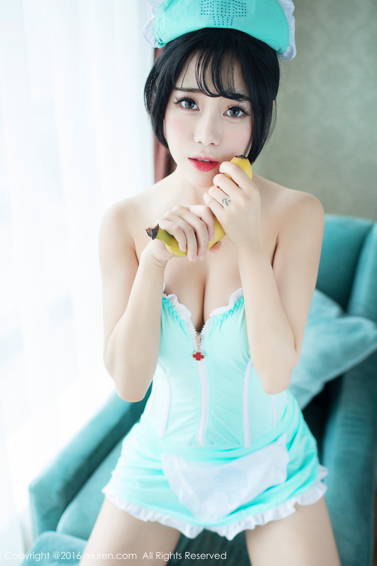 [XIUREN秀人网] 2016.06.23 NO.550 兜豆靓Youlina [63P-187MB]