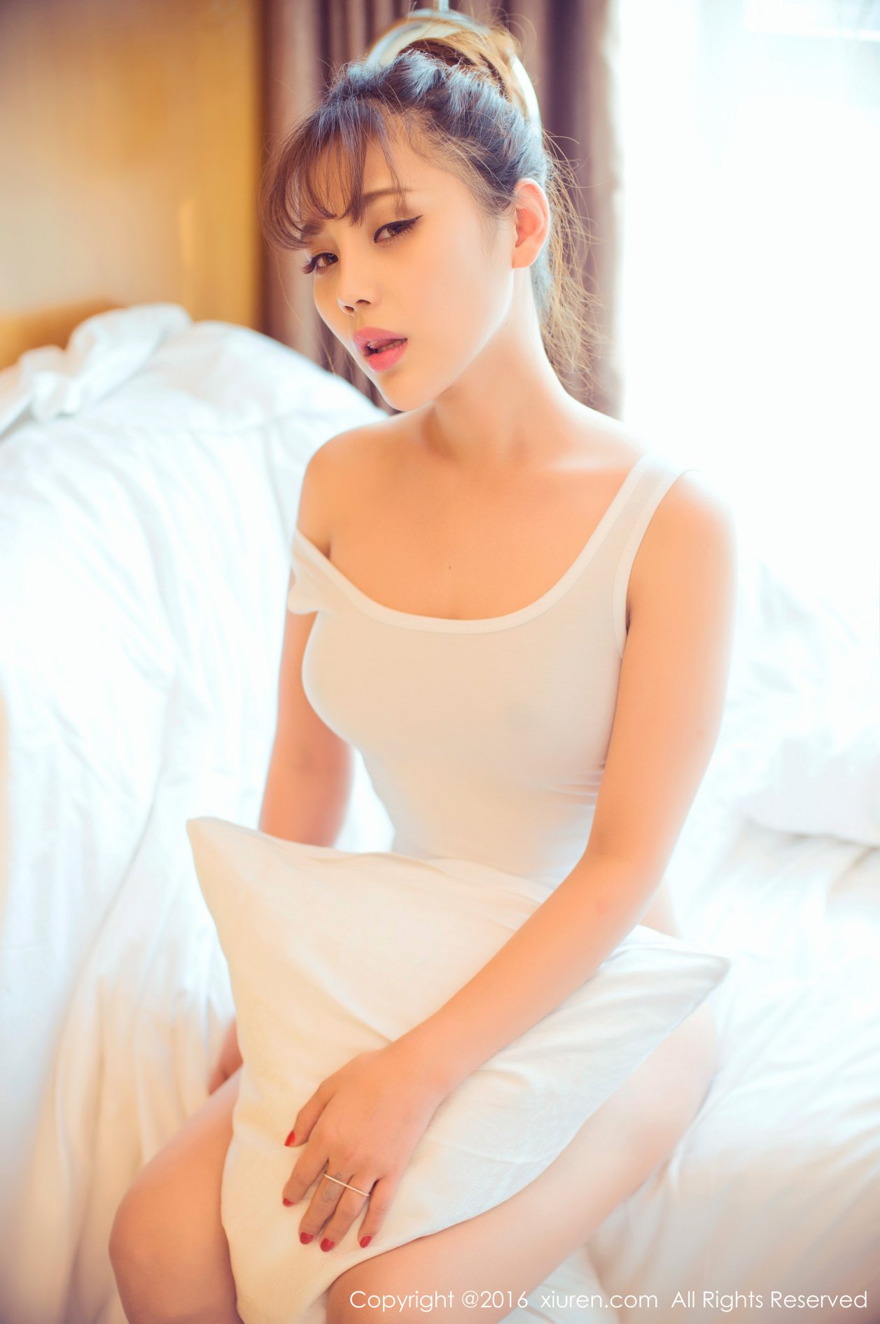 [XIUREN秀人网] 2016.11.10 NO.633 周予然 [62P-135MB]