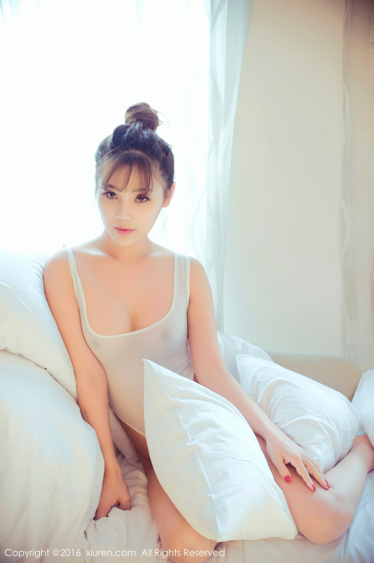 [XIUREN秀人网] 2016.11.10 NO.633 周予然 [62P-135MB]