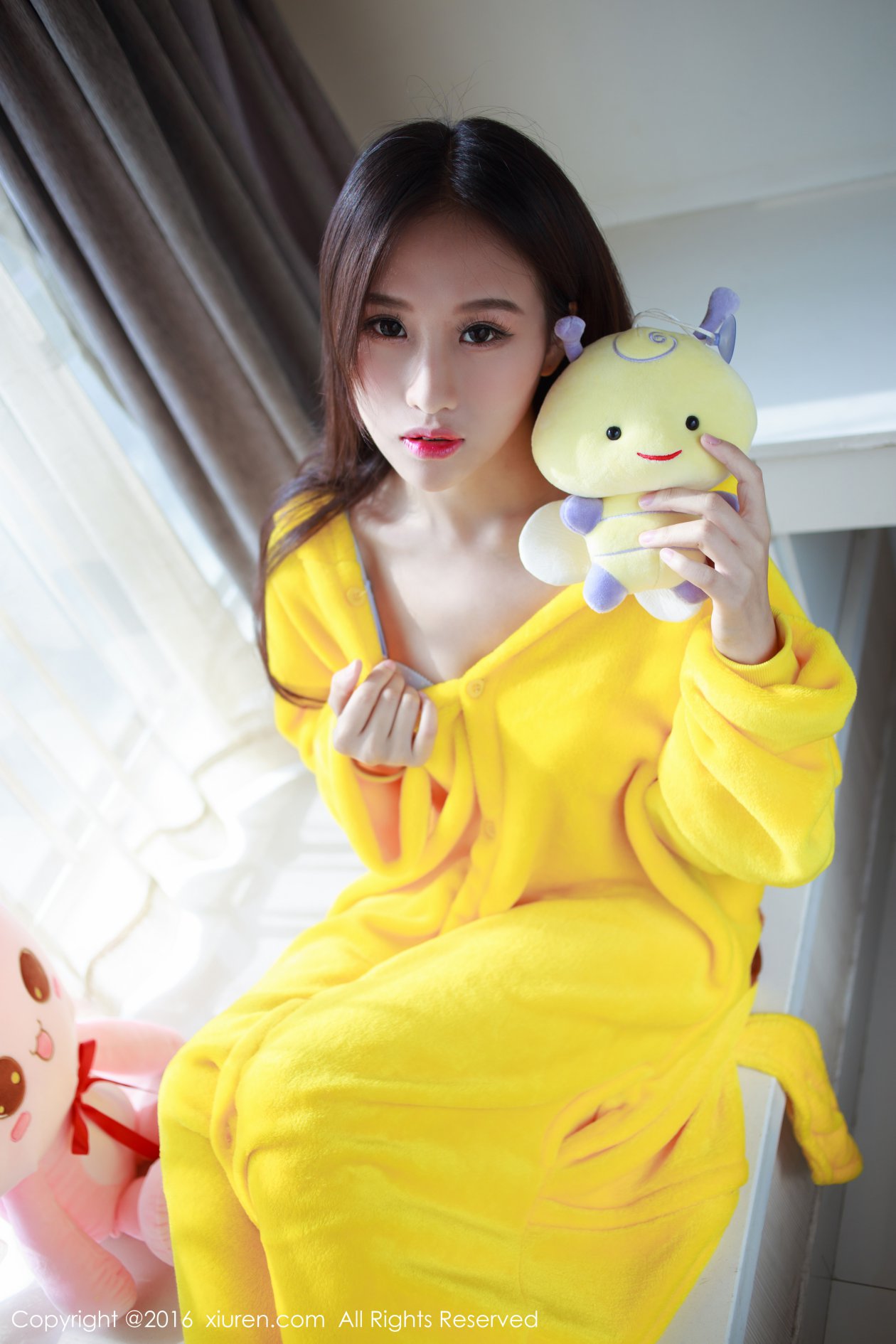 [XIUREN秀人网] 2016.11.28 NO.646 月音瞳 [52P-117MB]