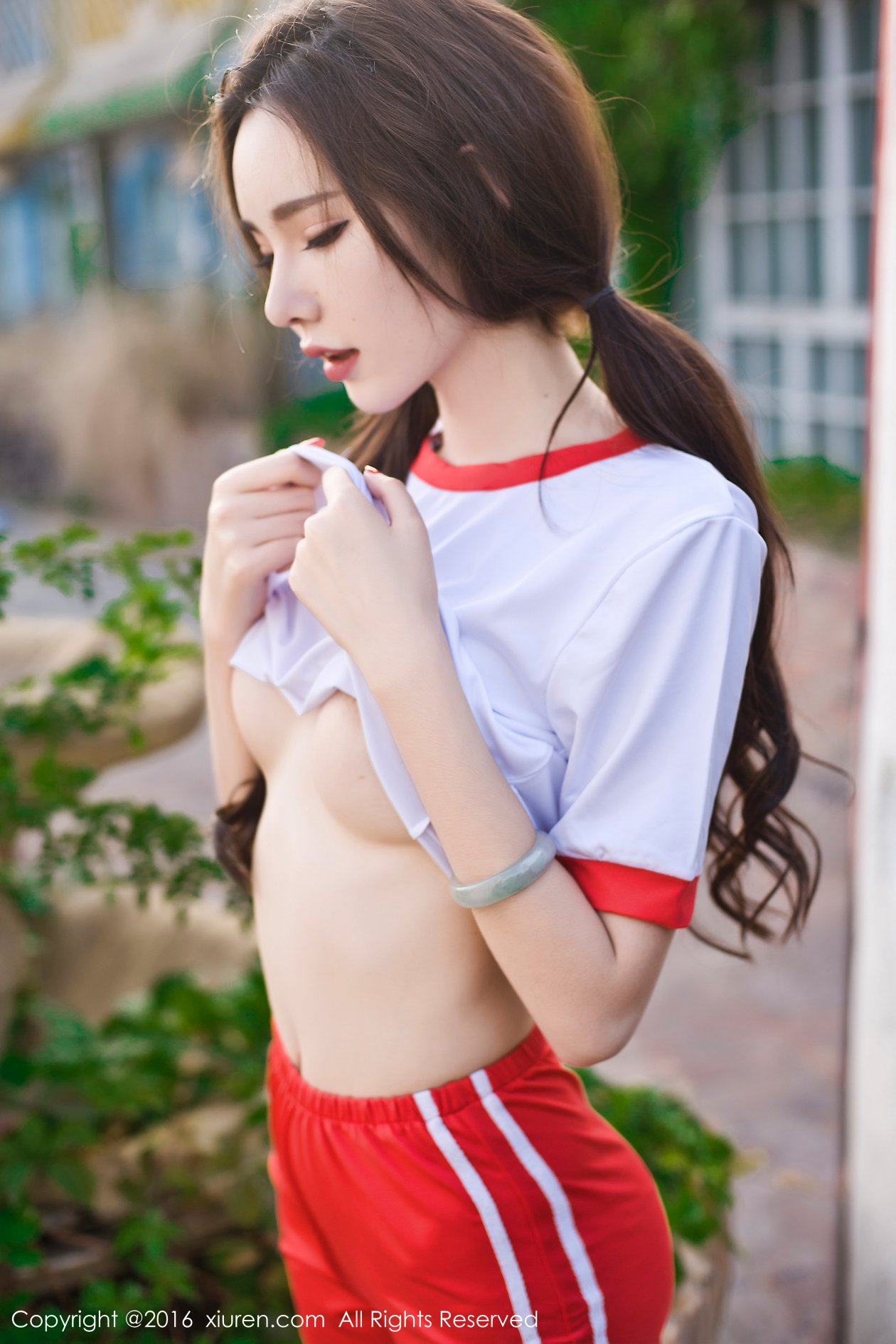 [XIUREN秀人网] 2016.12.28 NO.669 萌琪琪Irene [70P-269MB]
