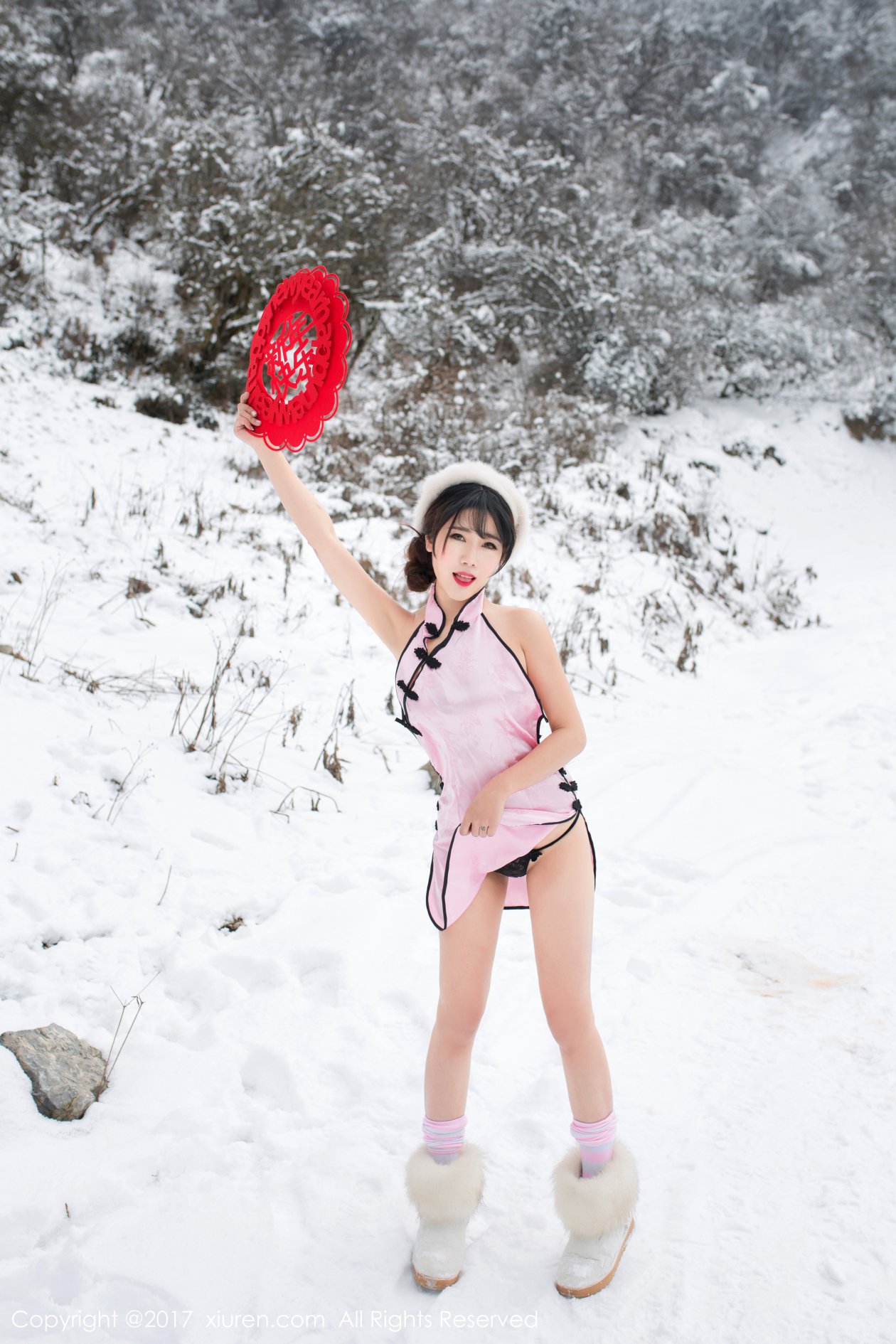 [XIUREN秀人网] 2017.01.22 NO.686 兜豆靓Youlina [50P-127MB]