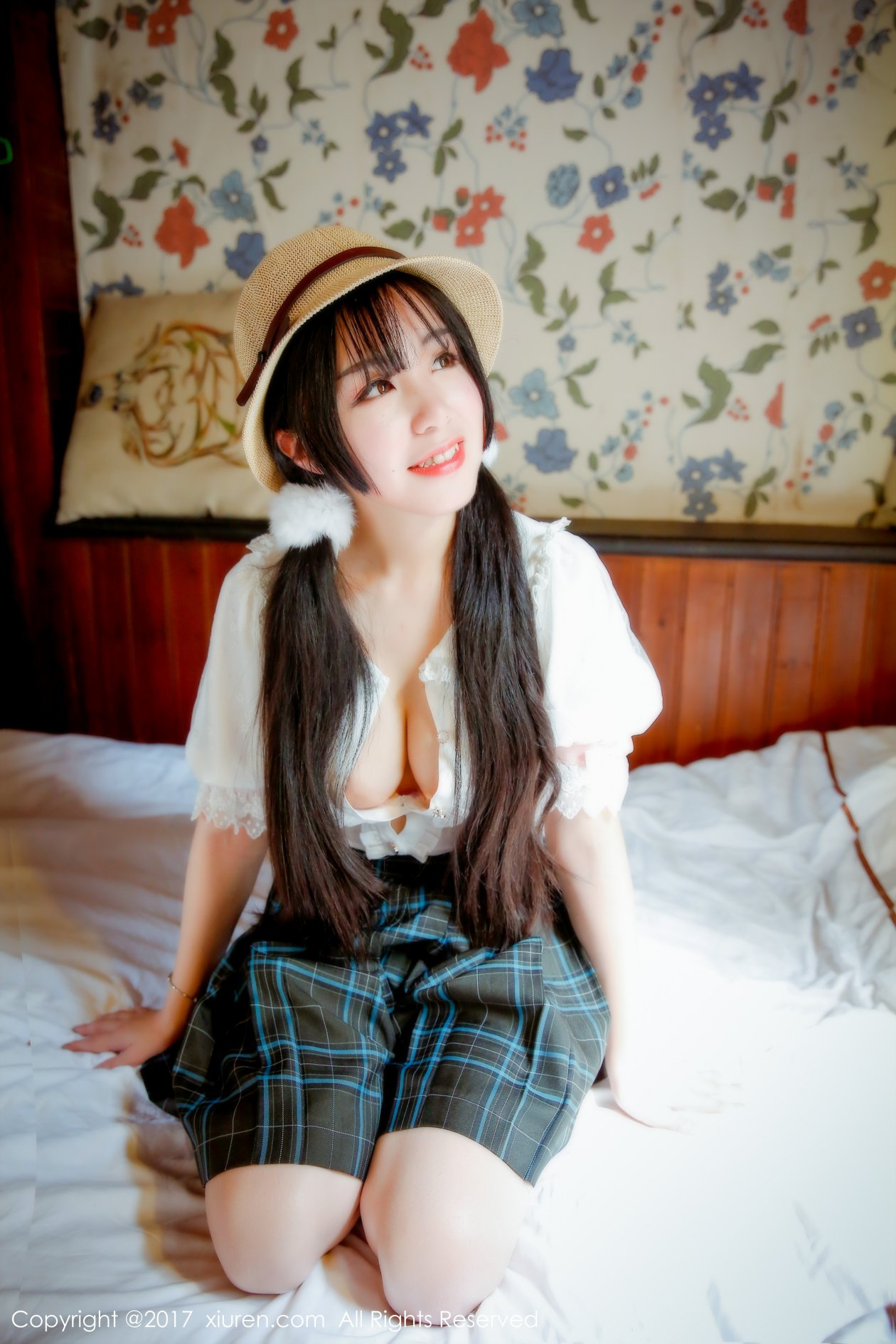 [XIUREN秀人网] 2017.04.24 NO.742 v菜 [50P-120MB]