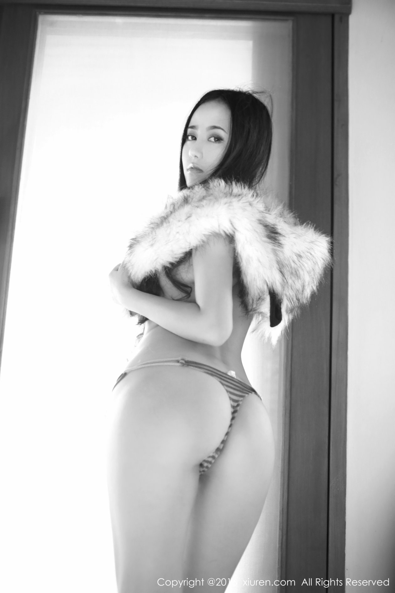 [XIUREN秀人网] 2016.02.25 NO.487 Manuela玛鲁娜 [43P-127MB]