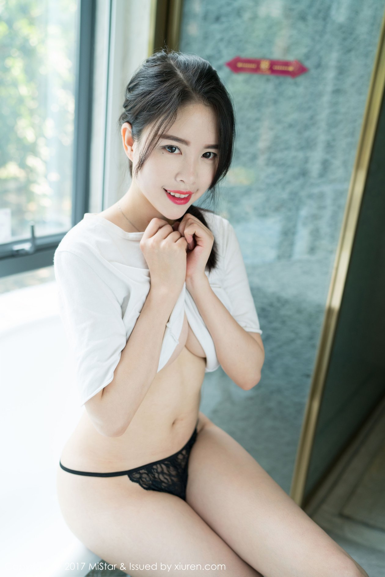 [XIUREN秀人网] 2017.06.12 NO.769 莉尔 [45P-136MB]