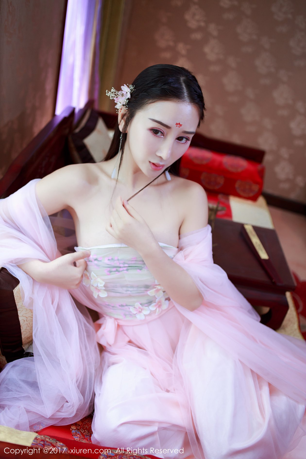 [XIUREN秀人网] 2017.08.22 NO.804 邹晶晶女王 [57P-169MB]