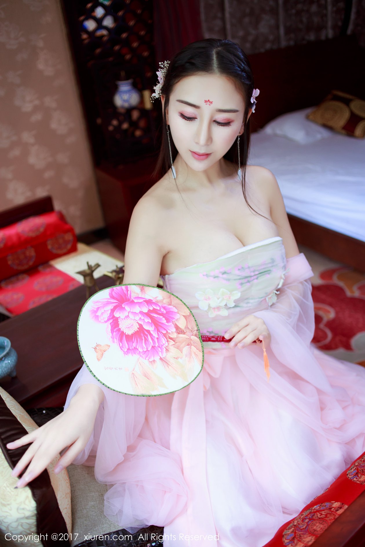 [XIUREN秀人网] 2017.08.22 NO.804 邹晶晶女王 [57P-169MB]