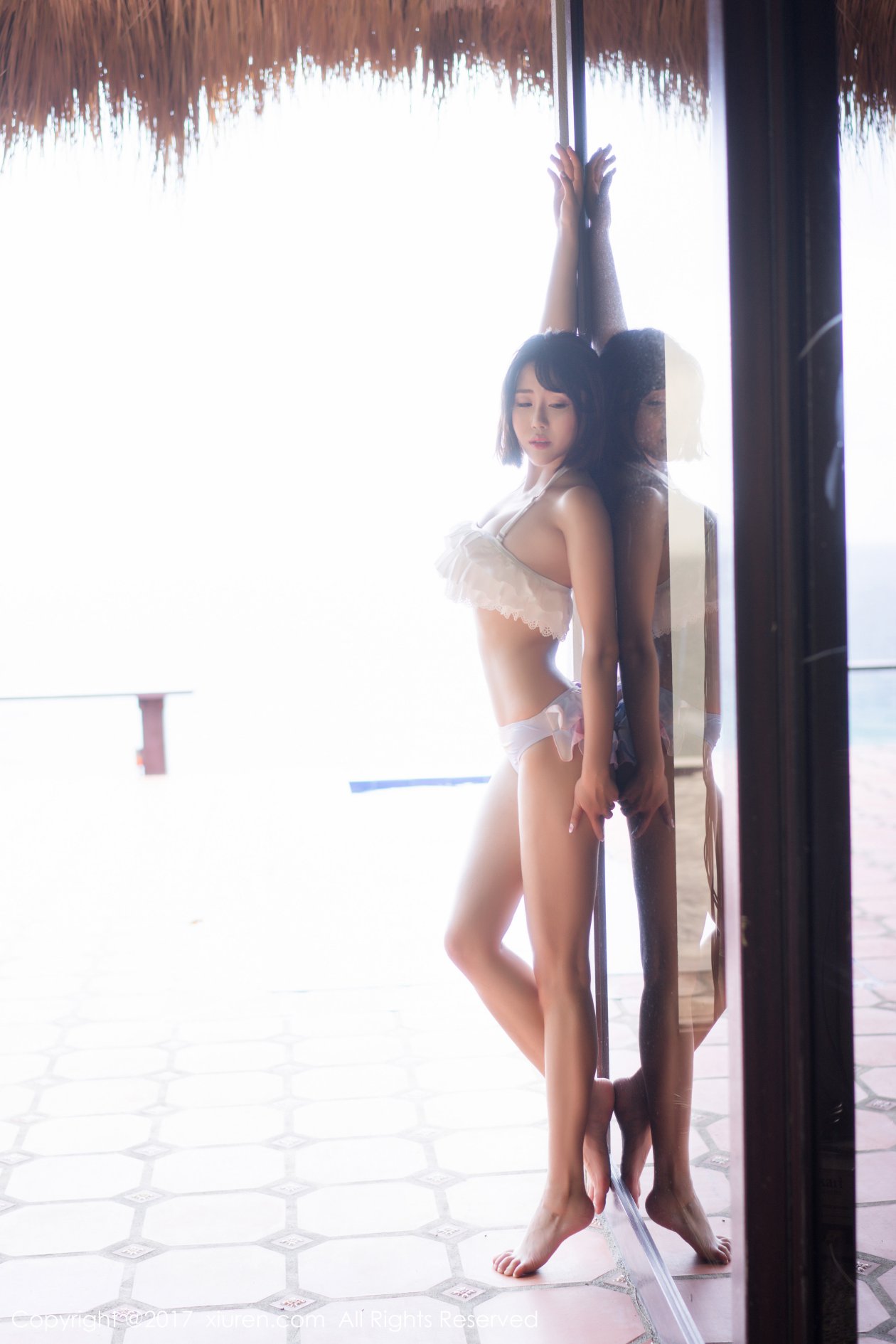 [XIUREN秀人网] 2017.09.13 NO.814 兜豆靓Youlina [50P-178MB]