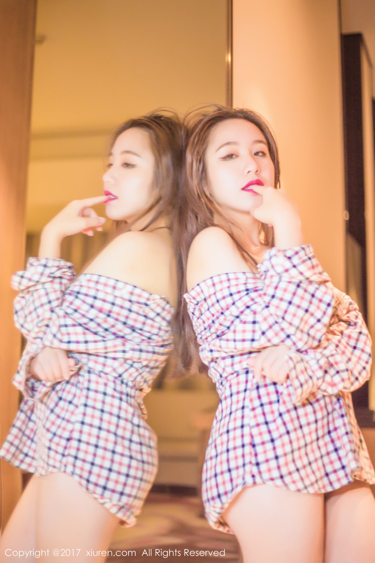 [XIUREN秀人网] 2017.09.28 NO.823 吃白菜的vi菜菜 [48P-193MB]