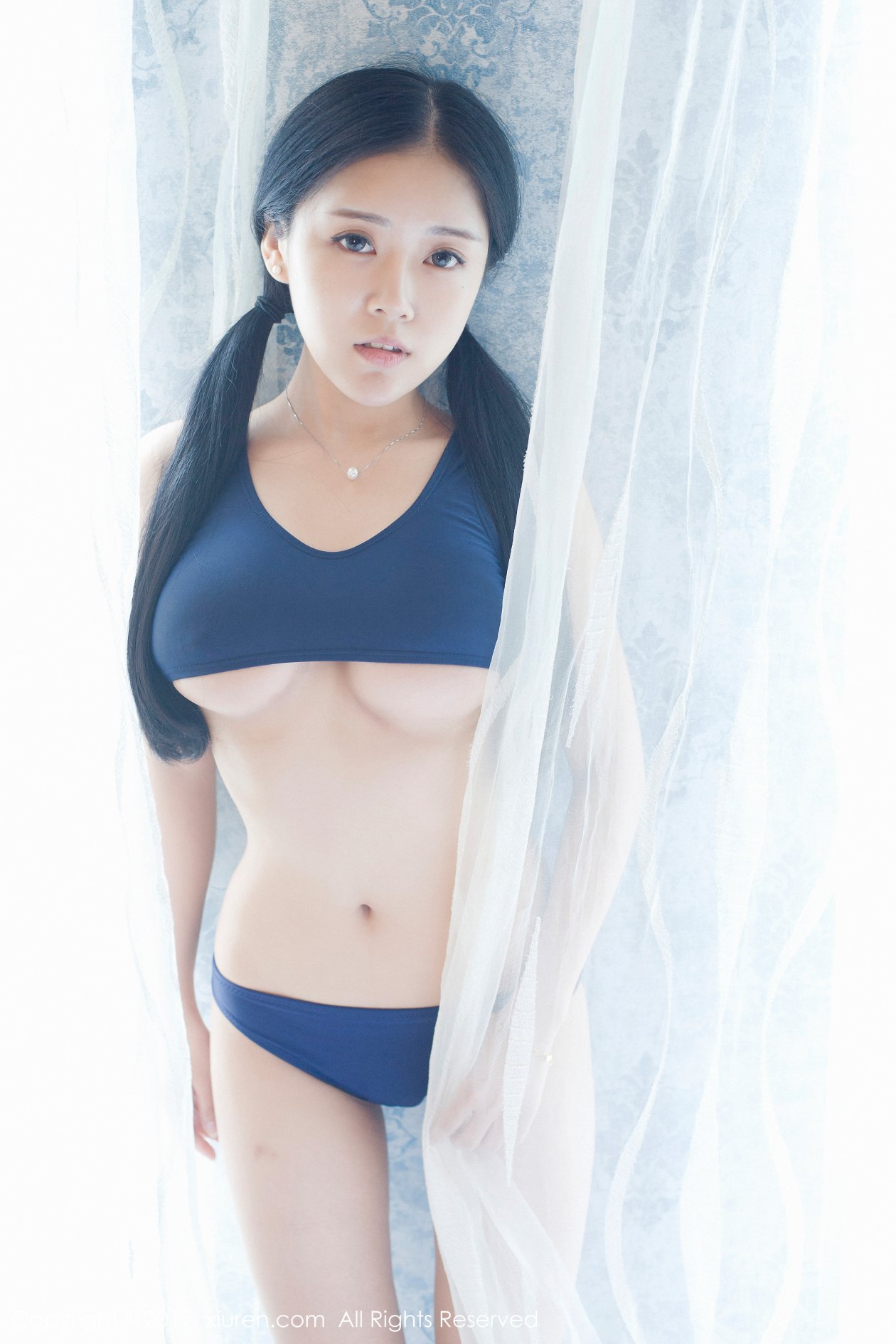 [XIUREN秀人网] 2017.10.30 NO.841 红气球 [49P-195MB]
