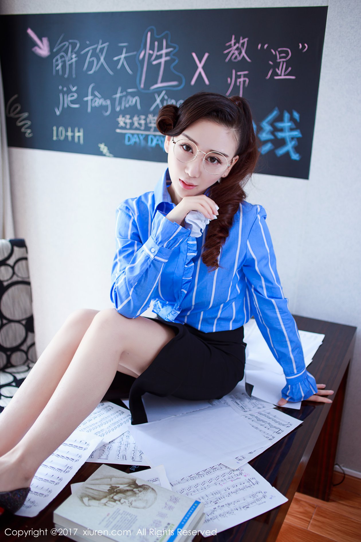 [XIUREN秀人网] 2017.11.22 NO.852 邹晶晶女王 [50P-149MB]