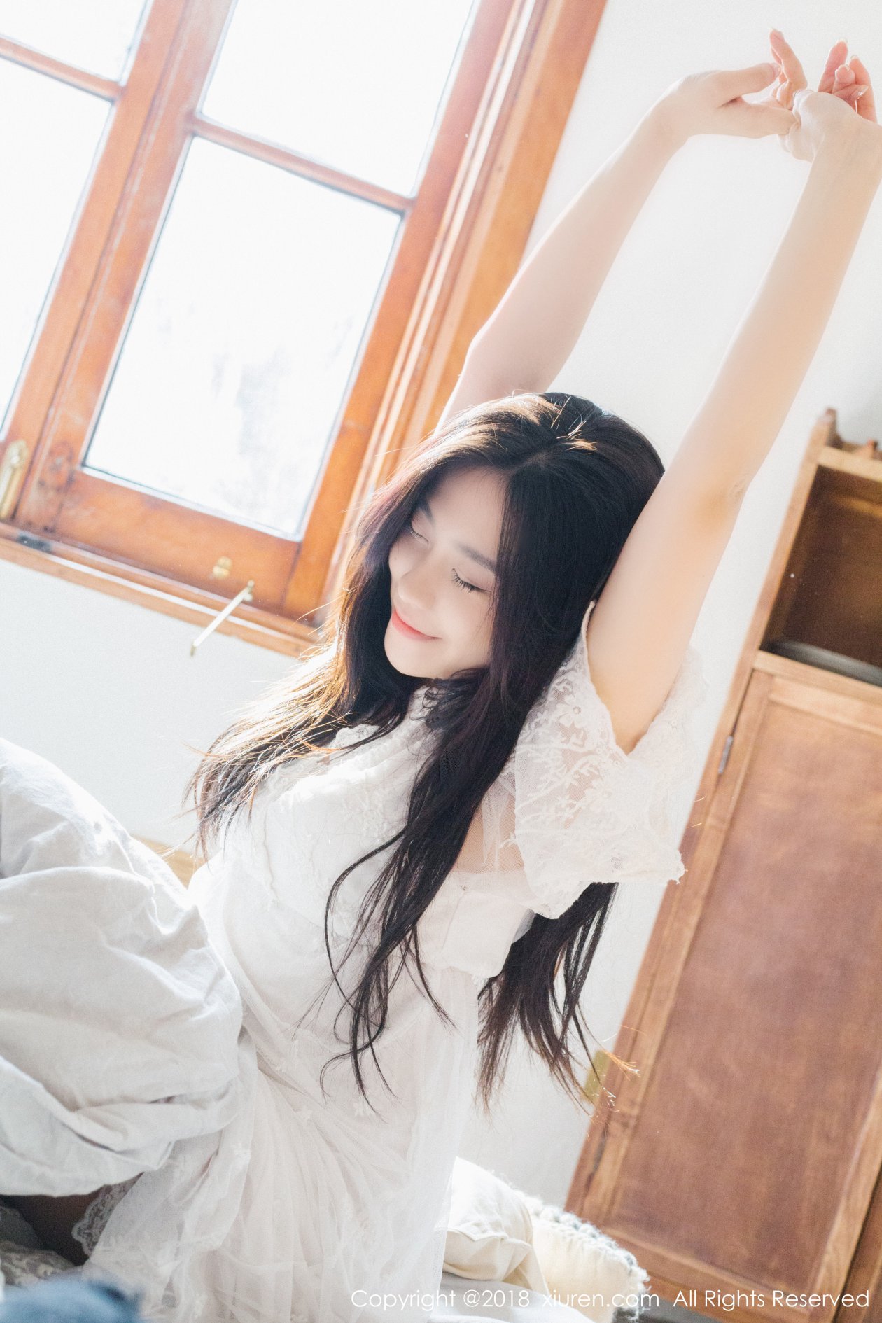 [XIUREN秀人网] 2018.05.22 NO.1024 许诺Sabrina [82P-343MB]
