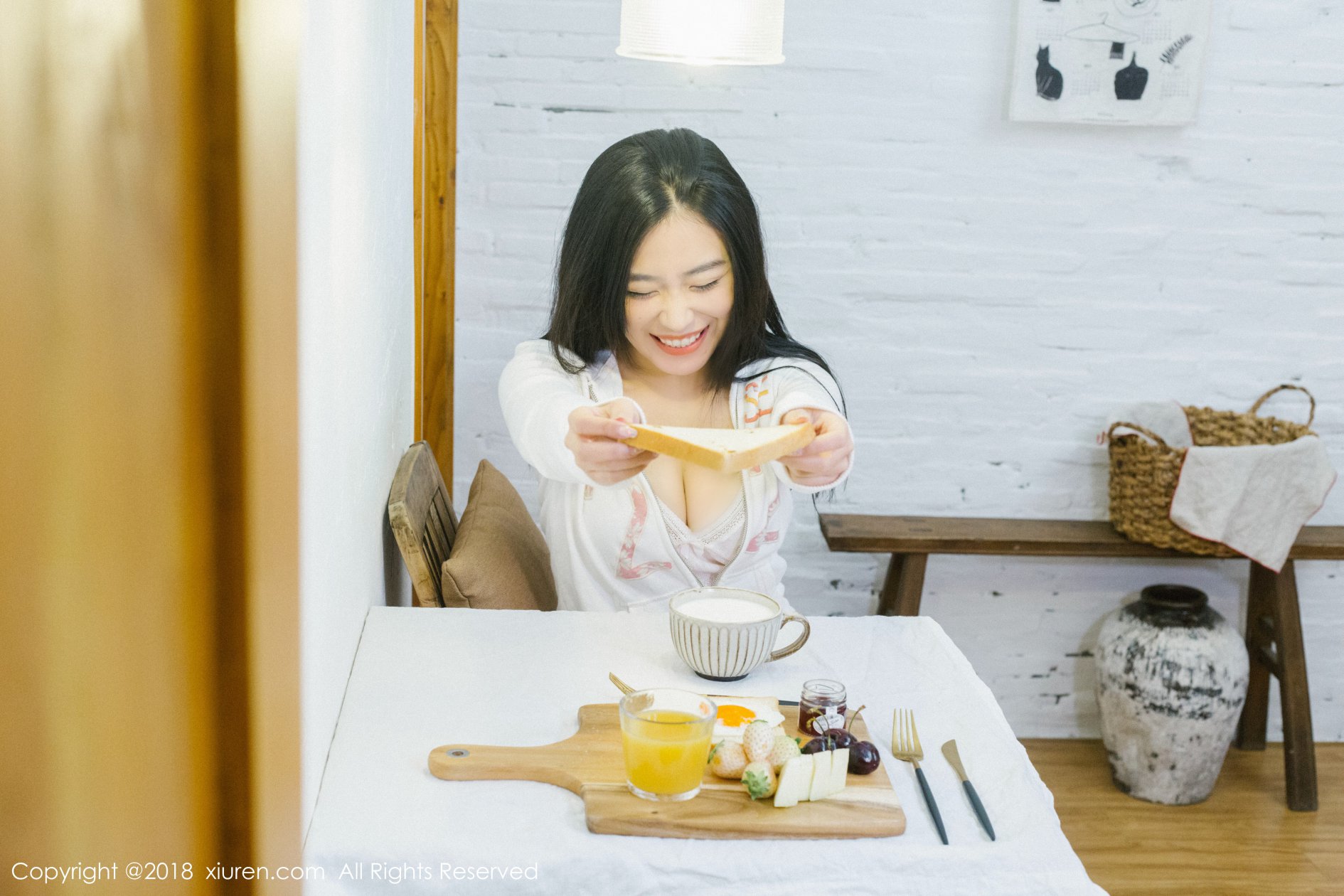 [XIUREN秀人网] 2018.05.22 NO.1024 许诺Sabrina [82P-343MB]