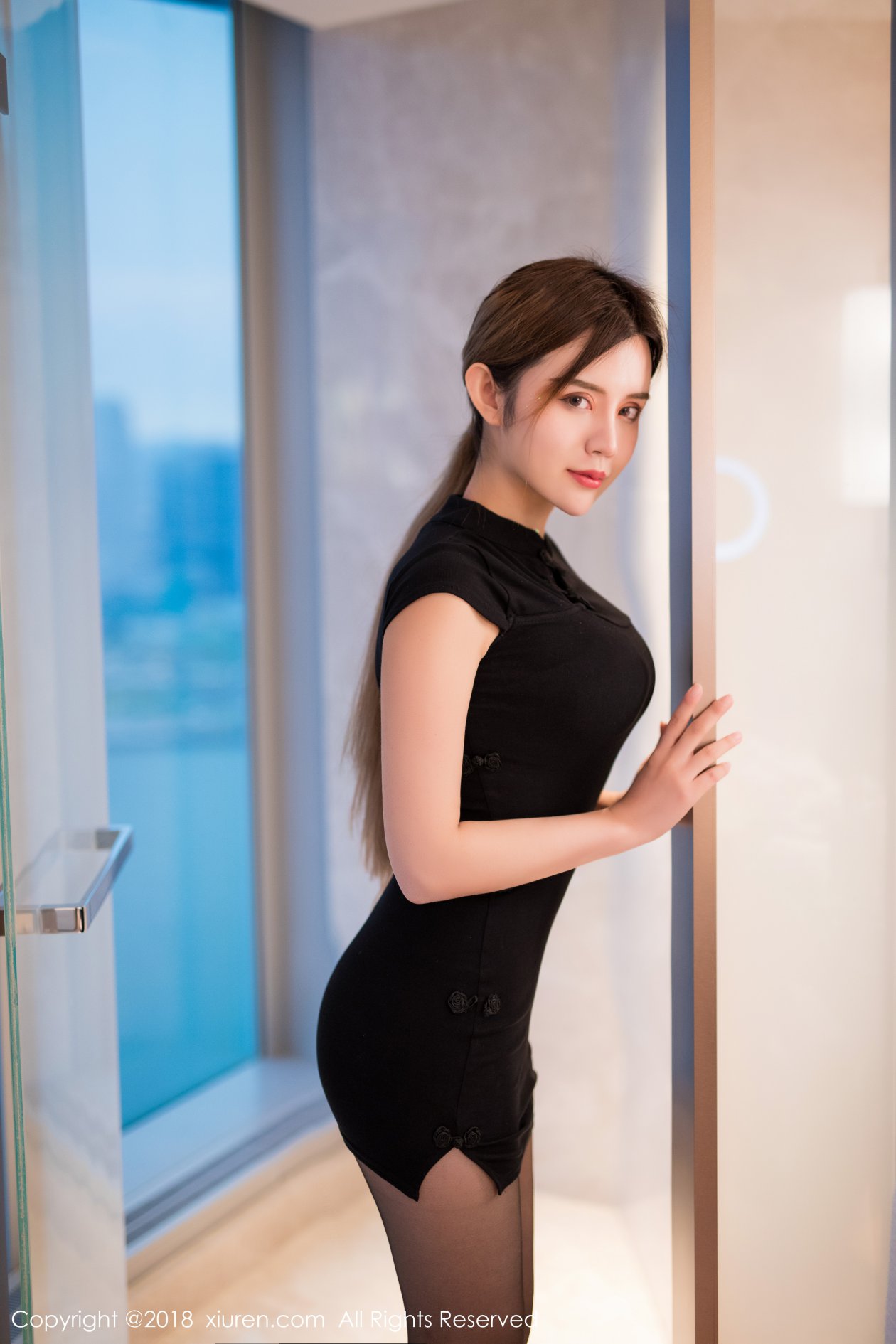 [XIUREN秀人网] 2018.11.15 NO.1231 Cris_卓娅祺 [49P-166MB]
