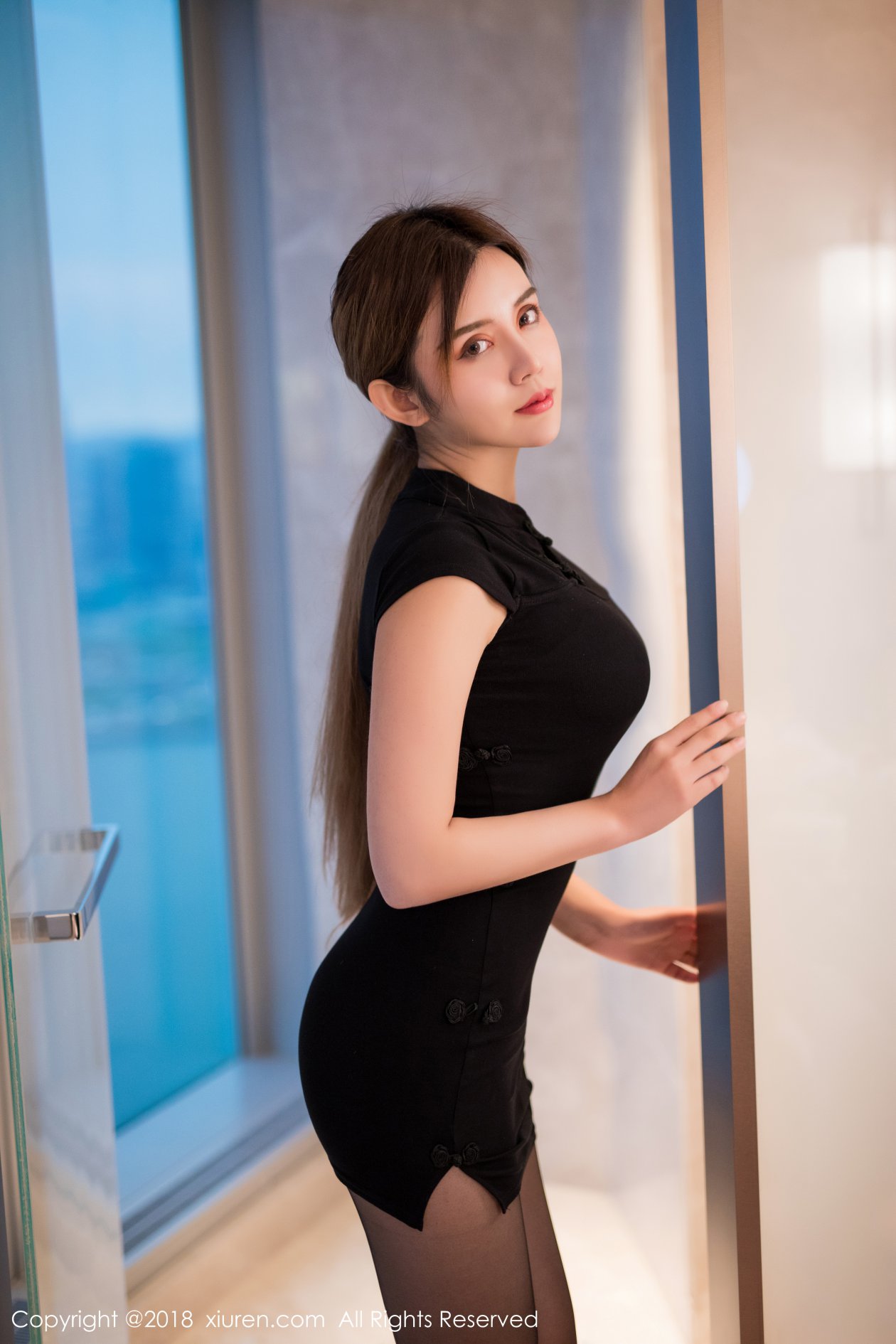 [XIUREN秀人网] 2018.11.15 NO.1231 Cris_卓娅祺 [49P-166MB]