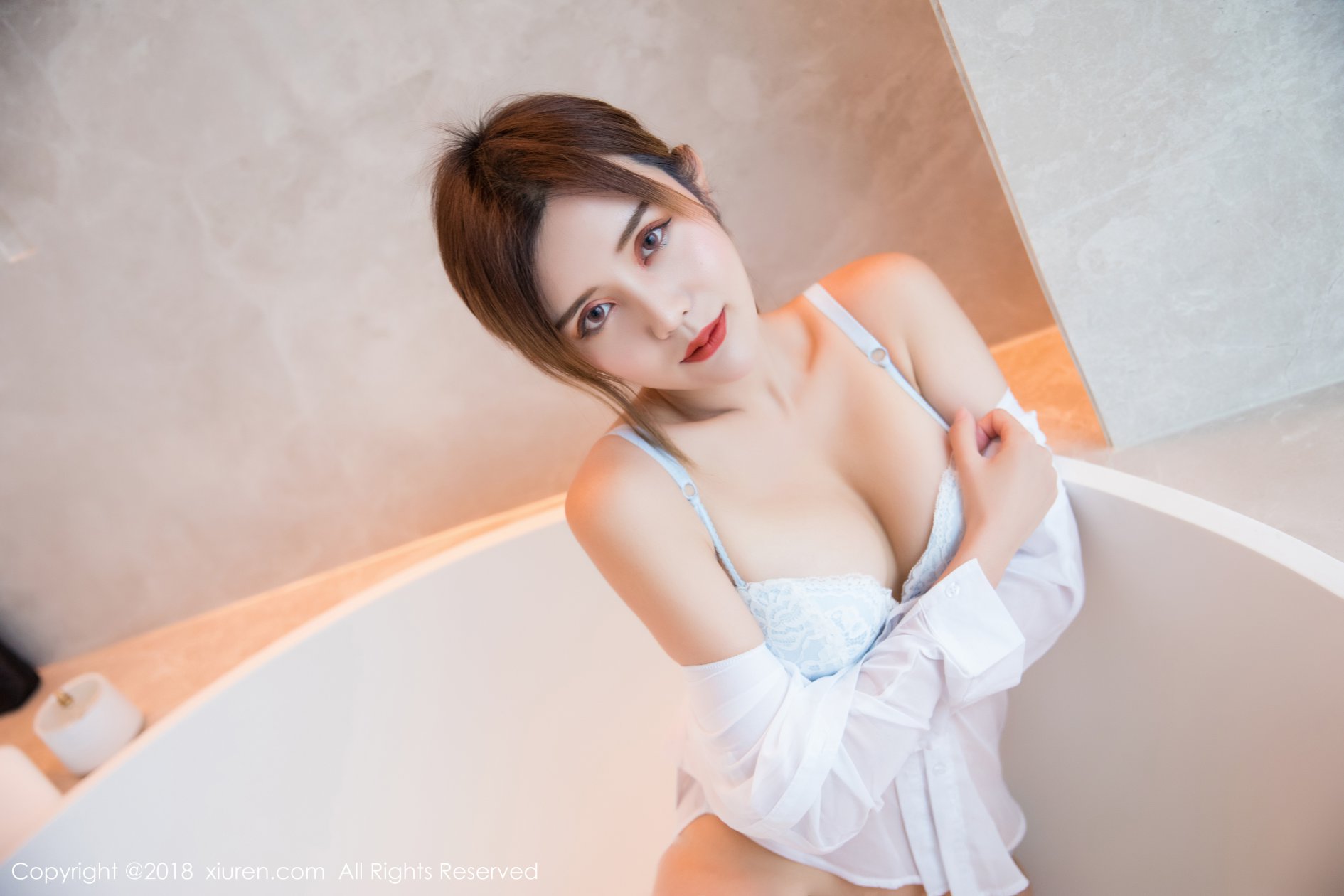 [XIUREN秀人网] 2018.12.05 NO.1253 Cris_卓娅祺 [44P-162MB]