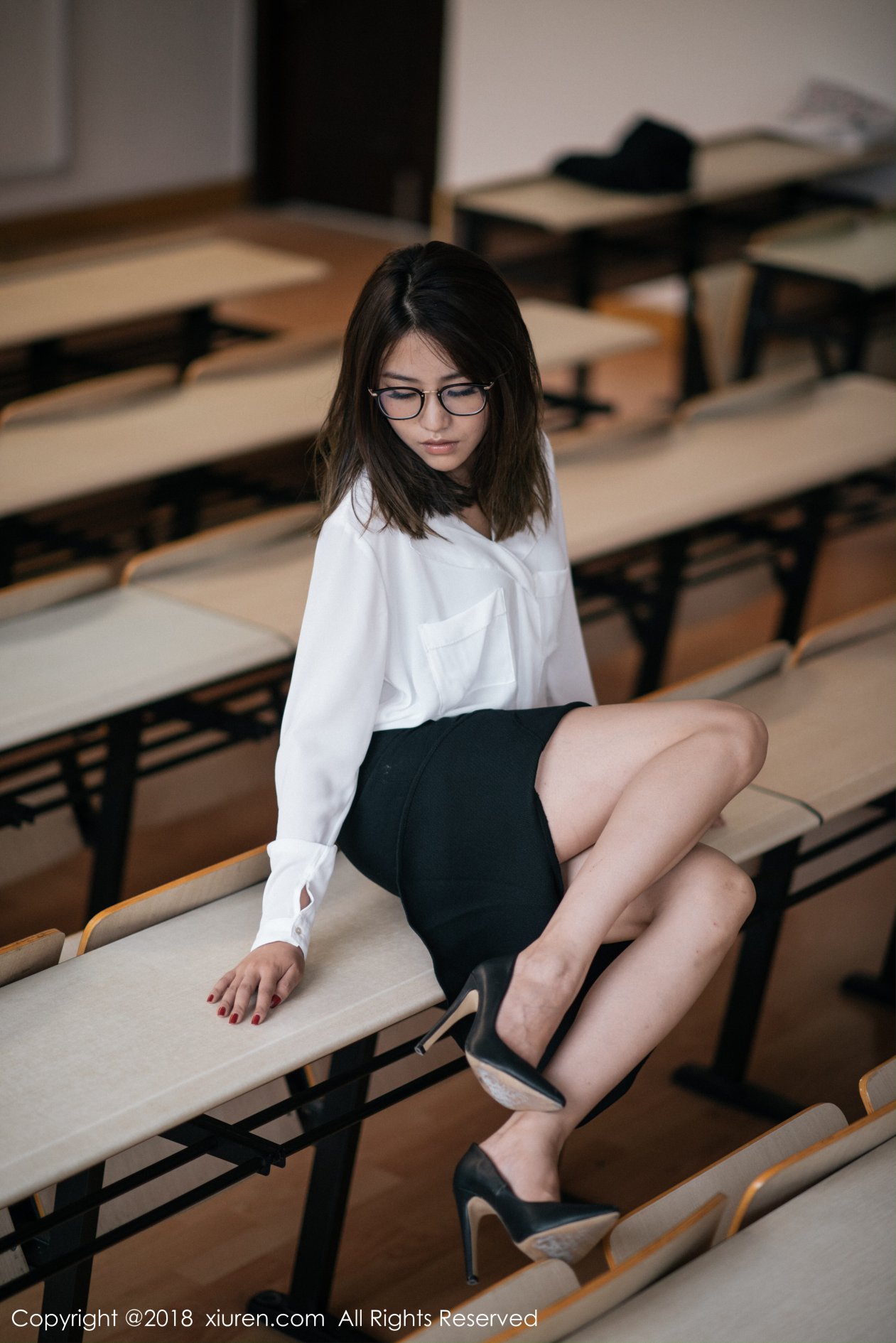 [XIUREN秀人网] 2018.12.14 NO.1267 许诺Sabrina [44P-155MB]