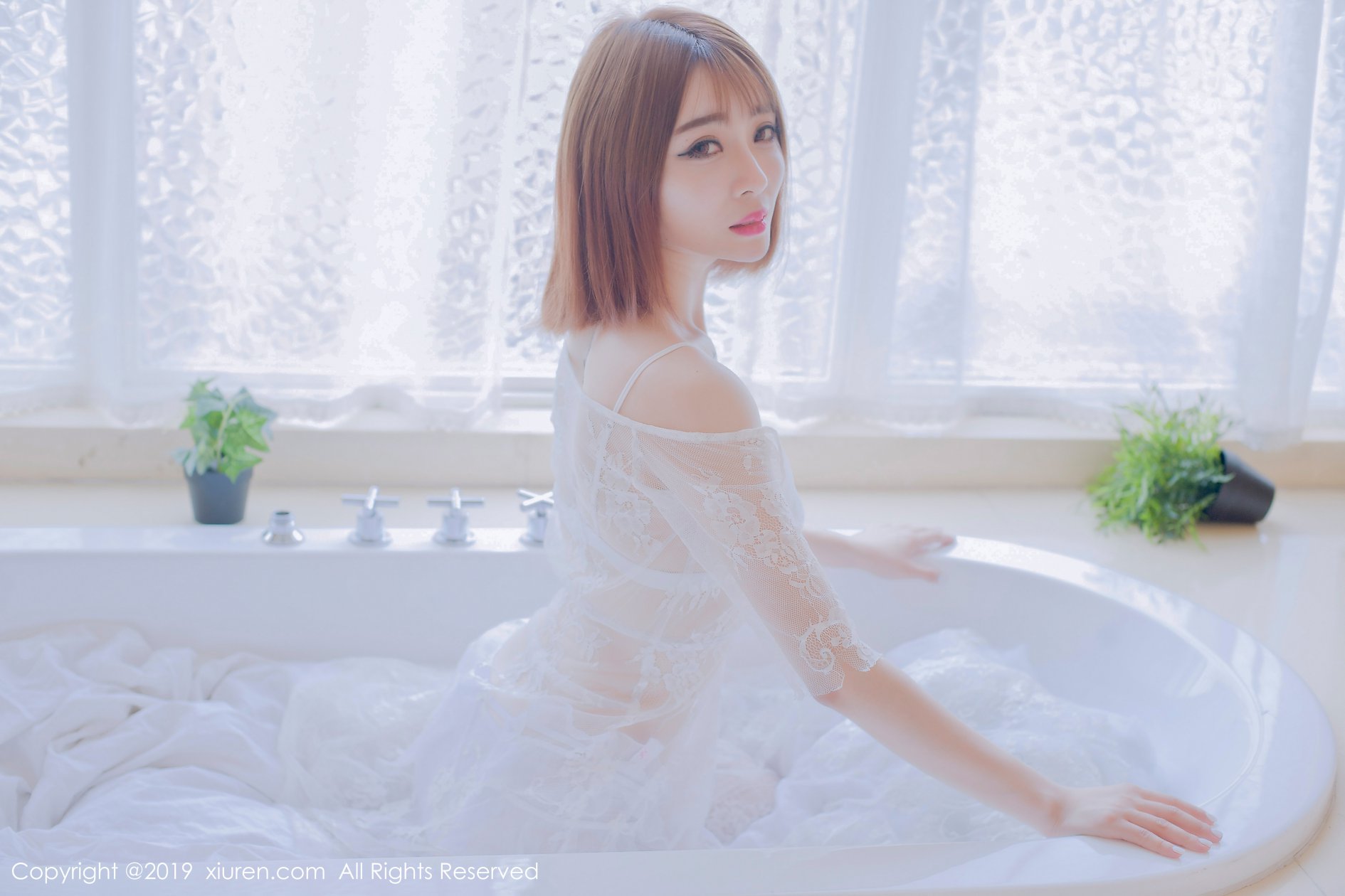 [XIUREN秀人网] 2019.04.19 NO.1406 凌萍儿 [47P-108MB]