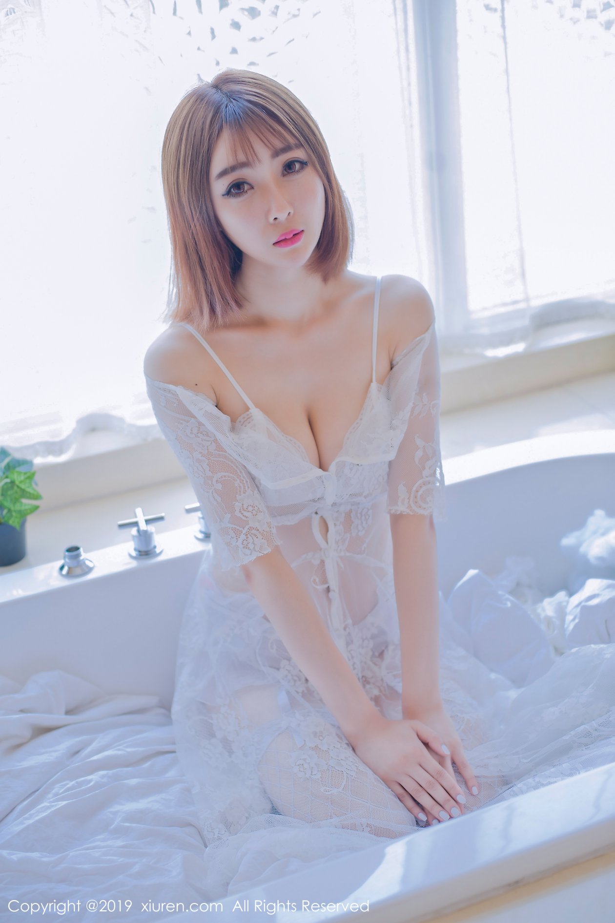 [XIUREN秀人网] 2019.04.19 NO.1406 凌萍儿 [47P-108MB]