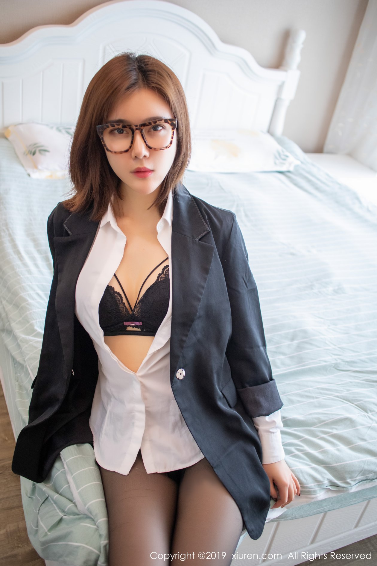 [XIUREN秀人网] 2019.05.09 NO.1439 Yomi悠蜜 [42P-168MB]