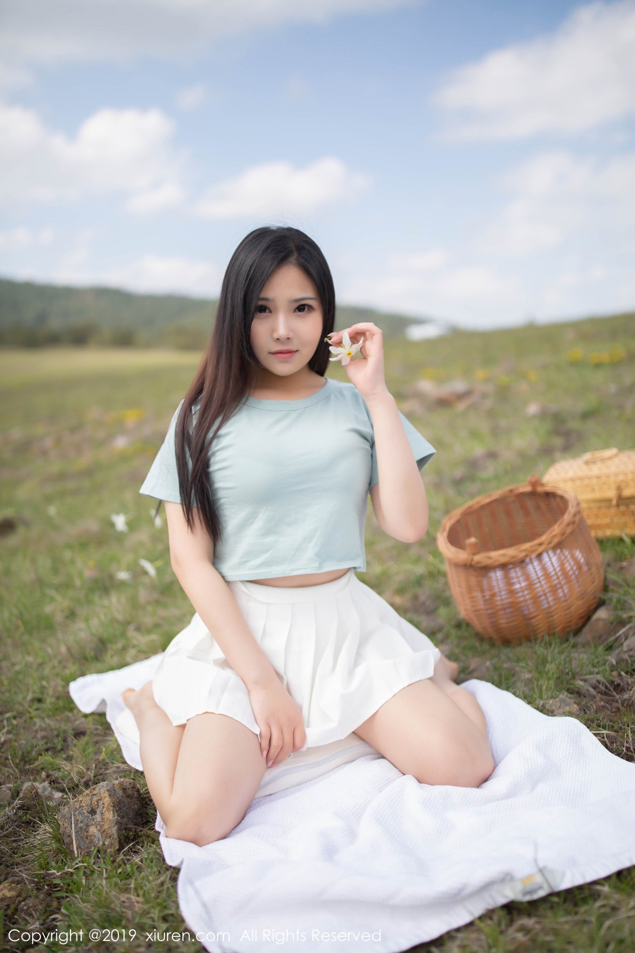 [XIUREN秀人网] 2019.06.13 NO.1495 徐微微mia [45P-105MB]