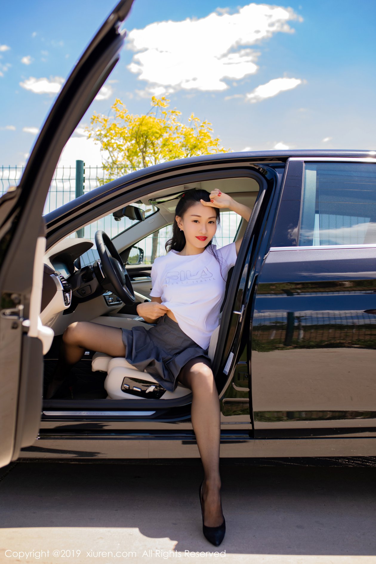 [XIUREN秀人网] 2019.07.02 NO.1528 狐小妖Baby [43P-140MB]