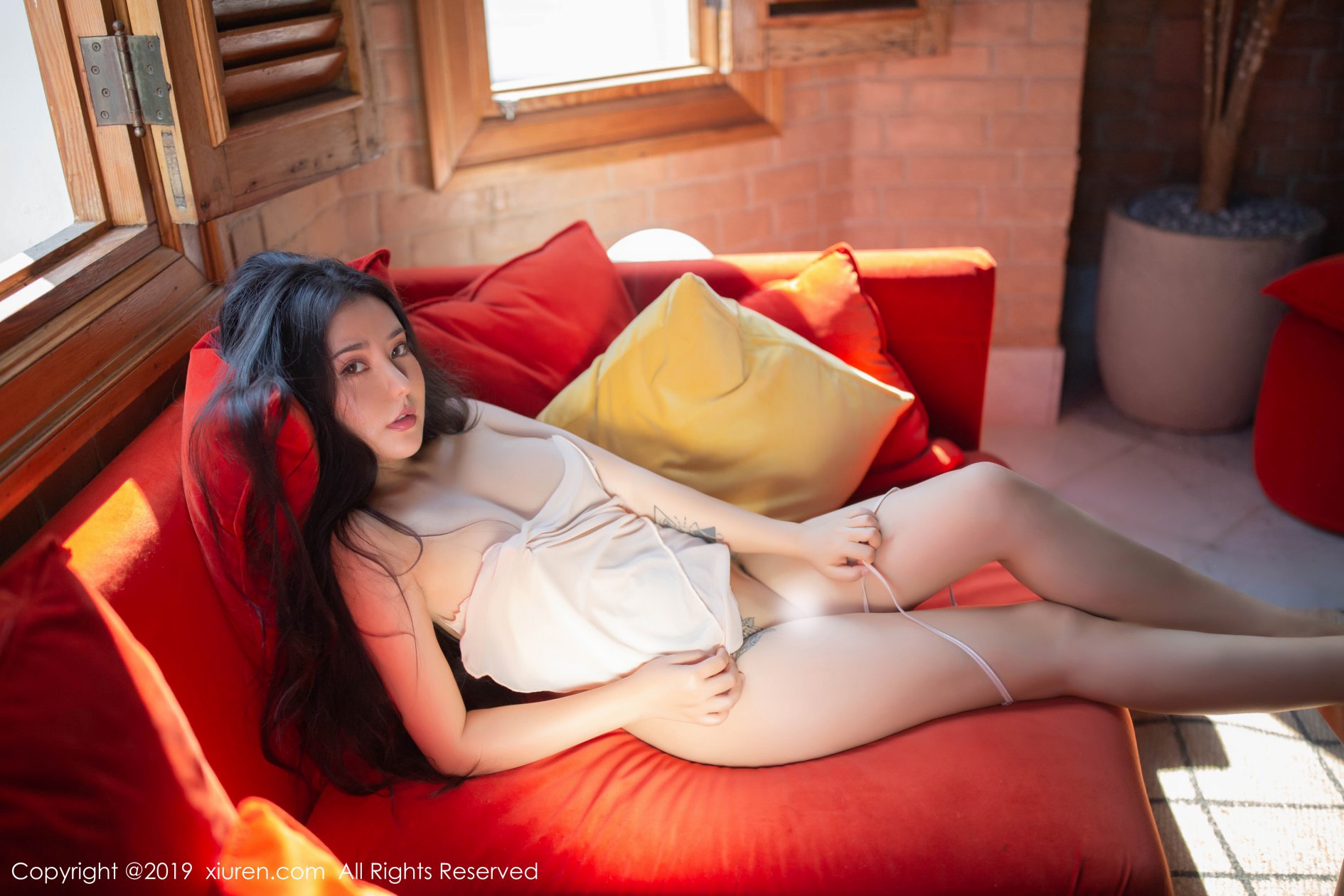 [XIUREN秀人网] 2019.07.08 NO.1537 Manuela玛鲁娜 [48P-130MB]