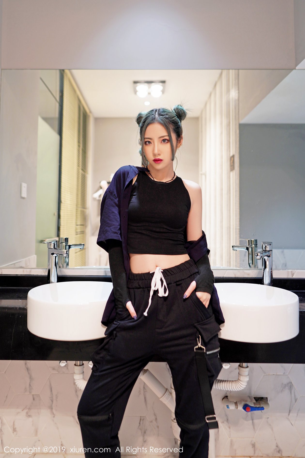 [XIUREN秀人网] 2019.07.16 NO.1550 贾诗晗 [48P-138MB]