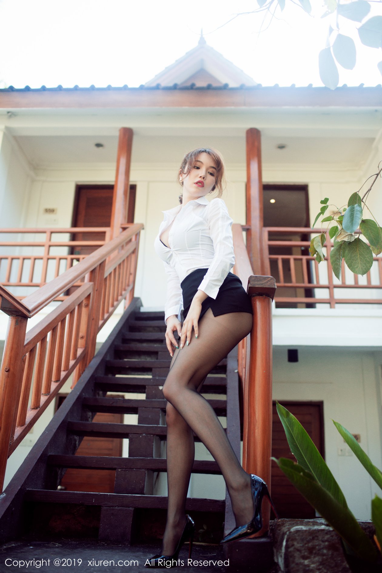 [XIUREN秀人网] 2019.08.09 NO.1606 黄楽然 [56P-237MB]