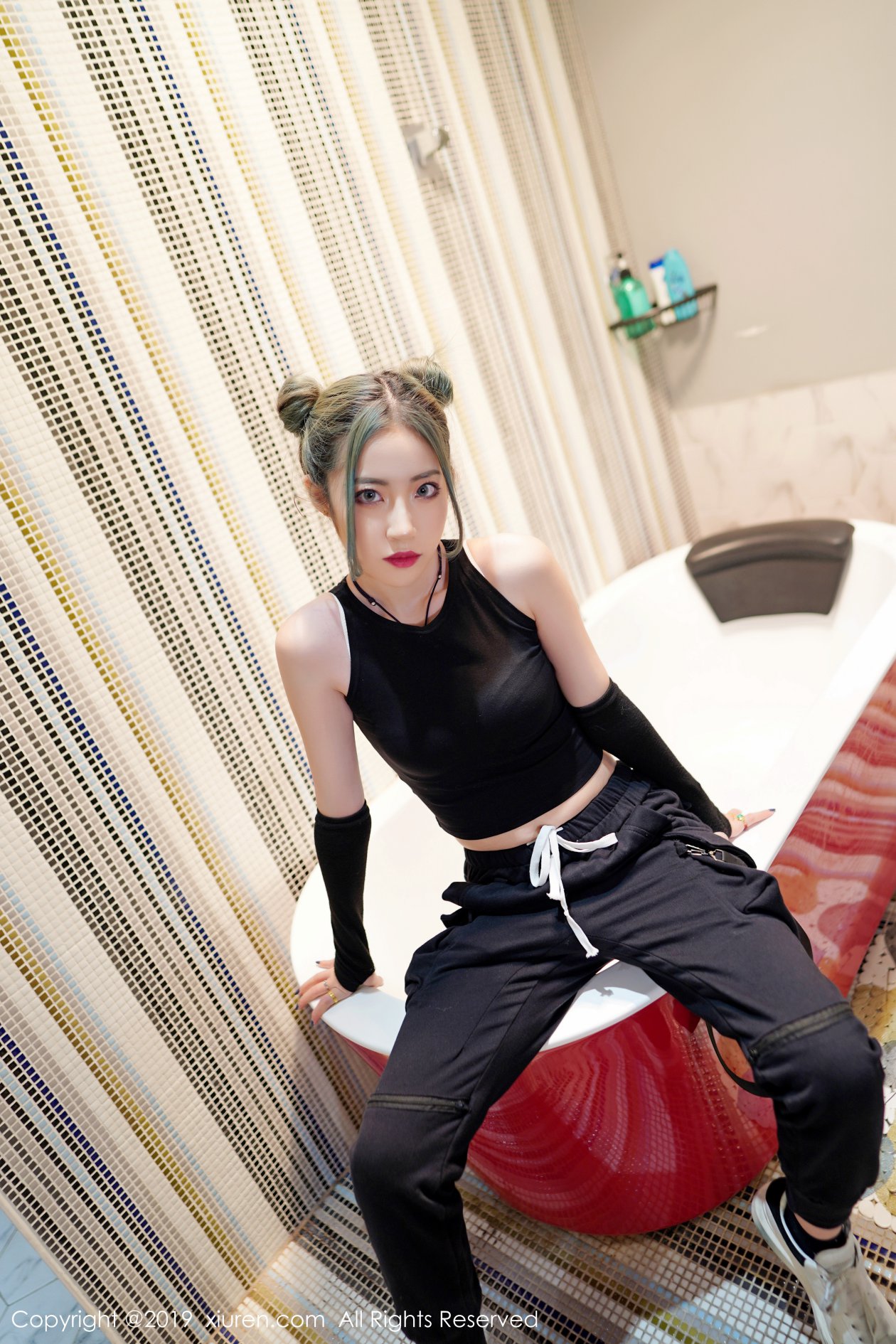[XIUREN秀人网] 2019.08.26 NO.1644 贾诗晗 [50P-172MB]